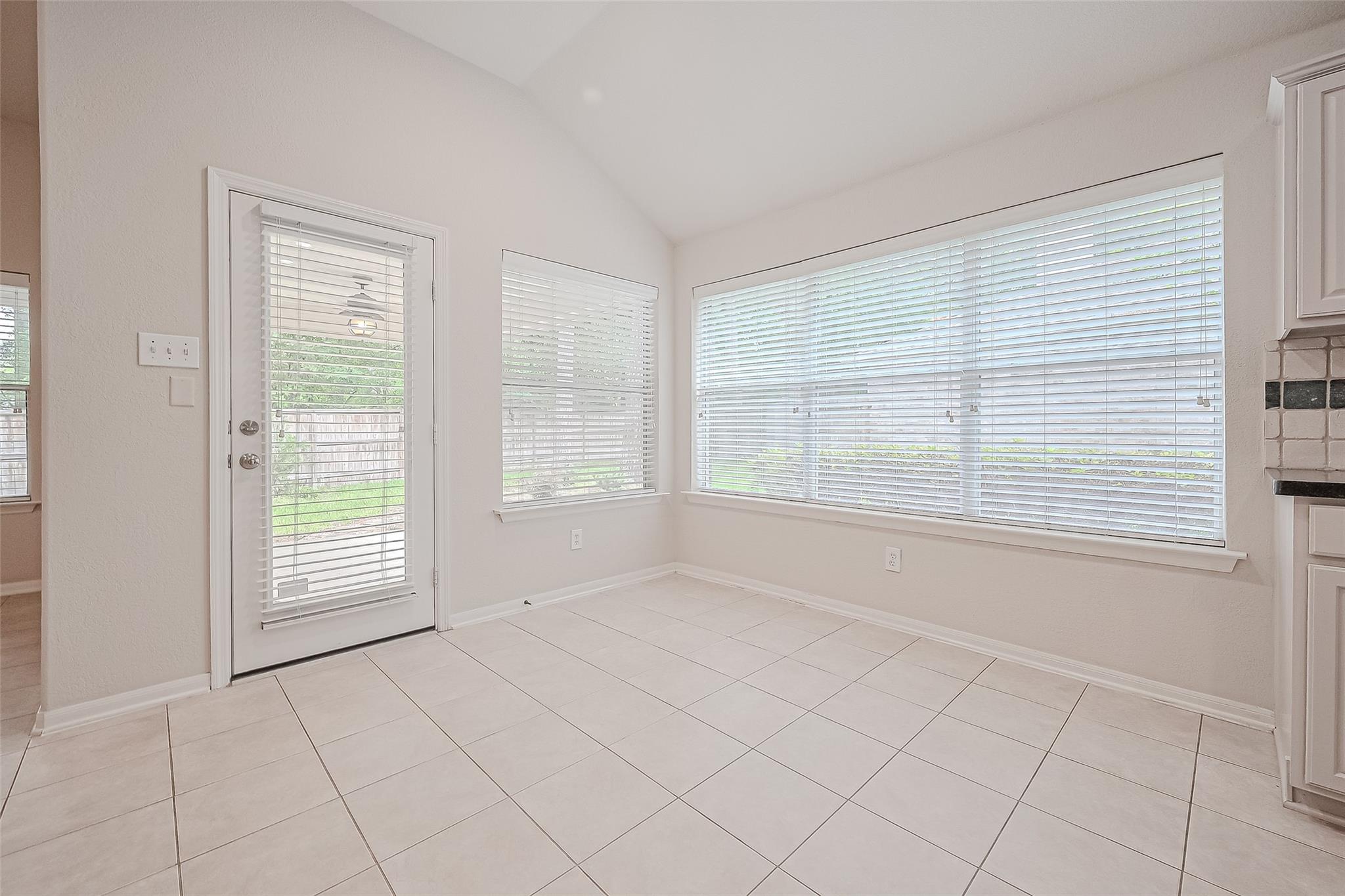 134 E Foxbriar Forest Circle