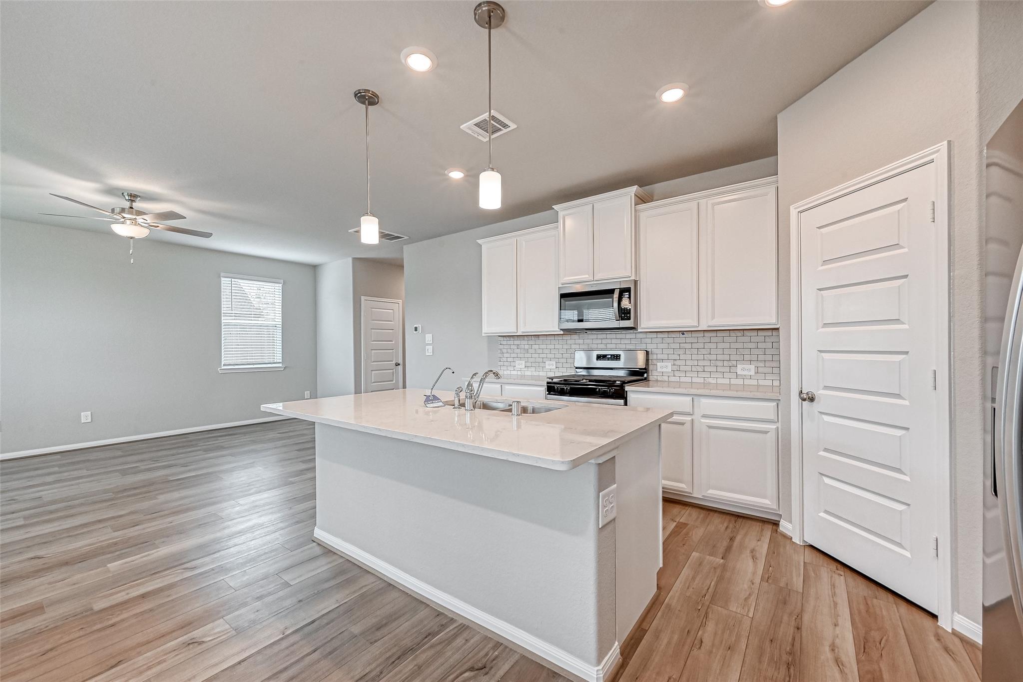 17629 Rosette Grass Drive