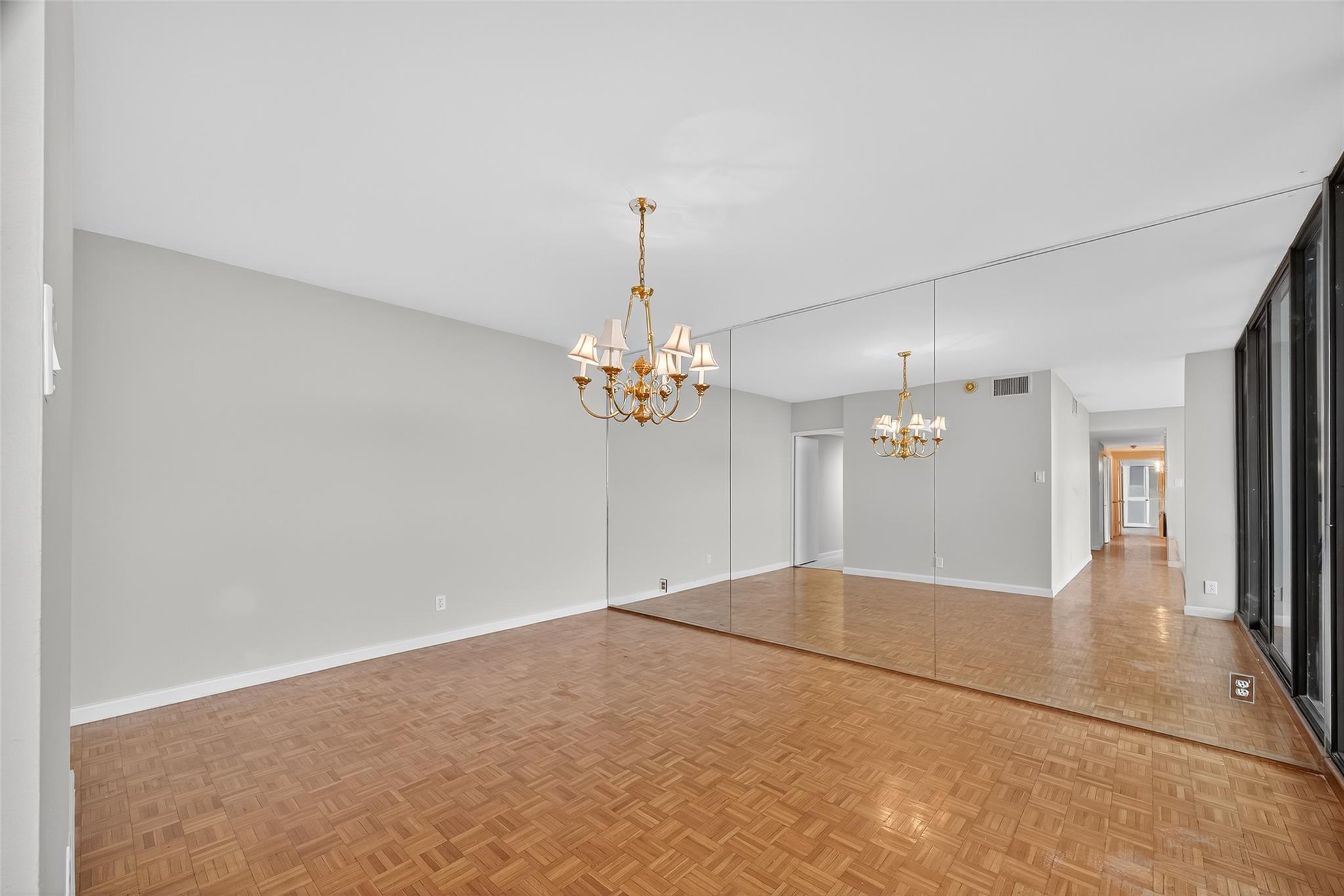 5001 Woodway Drive # 1804