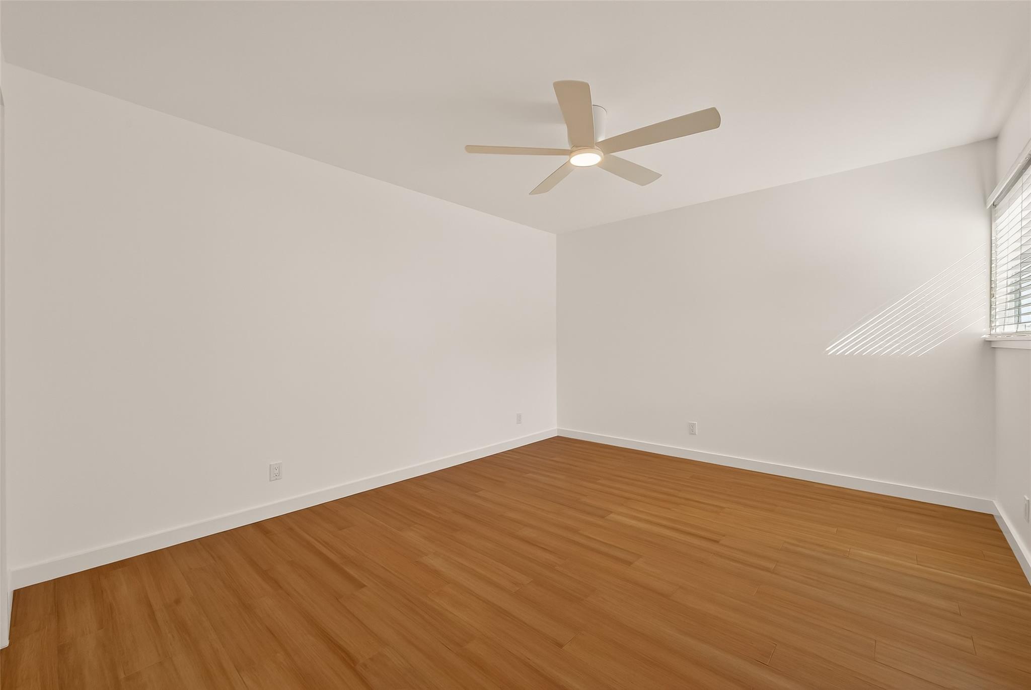 5115 Del Monte Drive Unit: 4/D