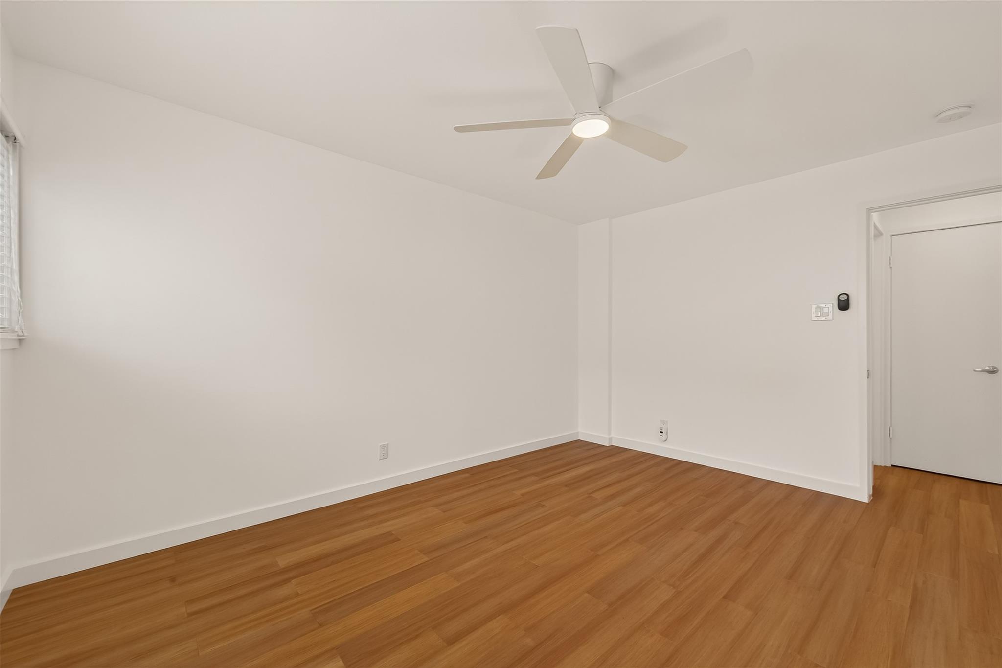 5115 Del Monte Drive Unit: 4/D