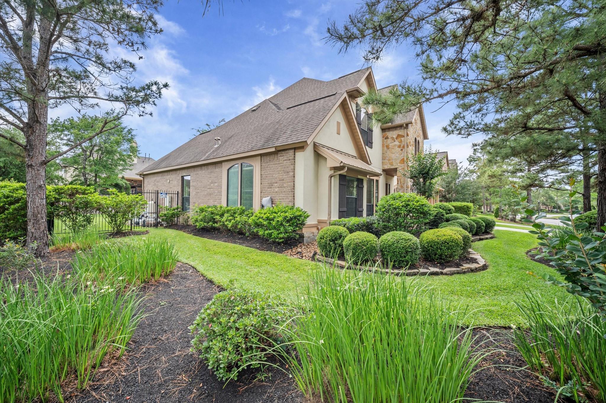 241 W Tupelo Green Circle