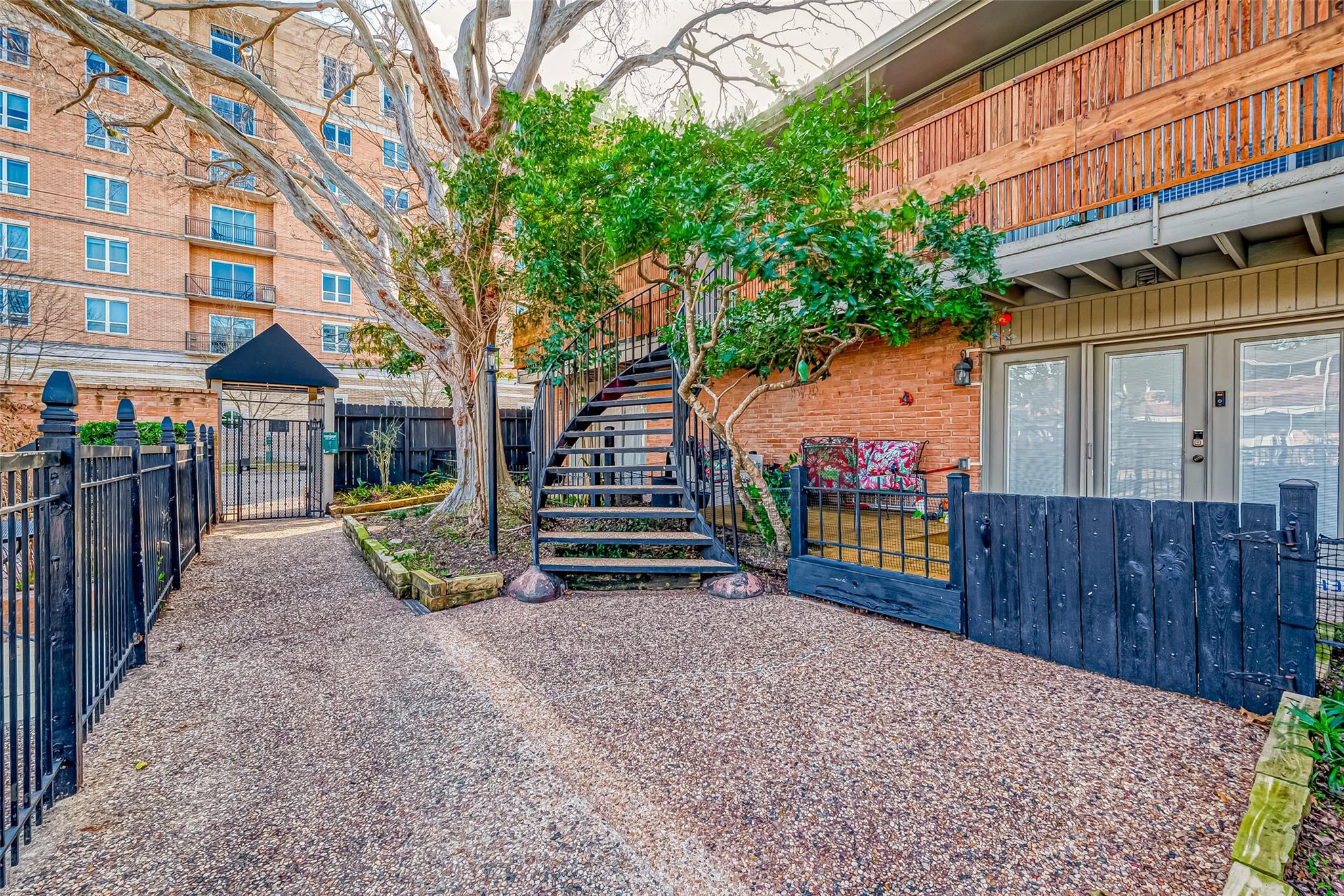 3934 W Alabama Street # 4