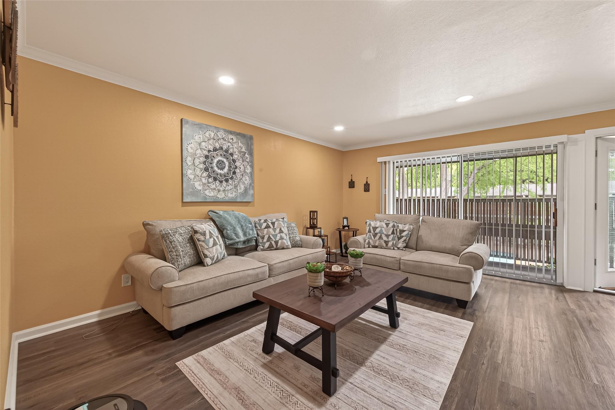 3934 W Alabama Street # 4