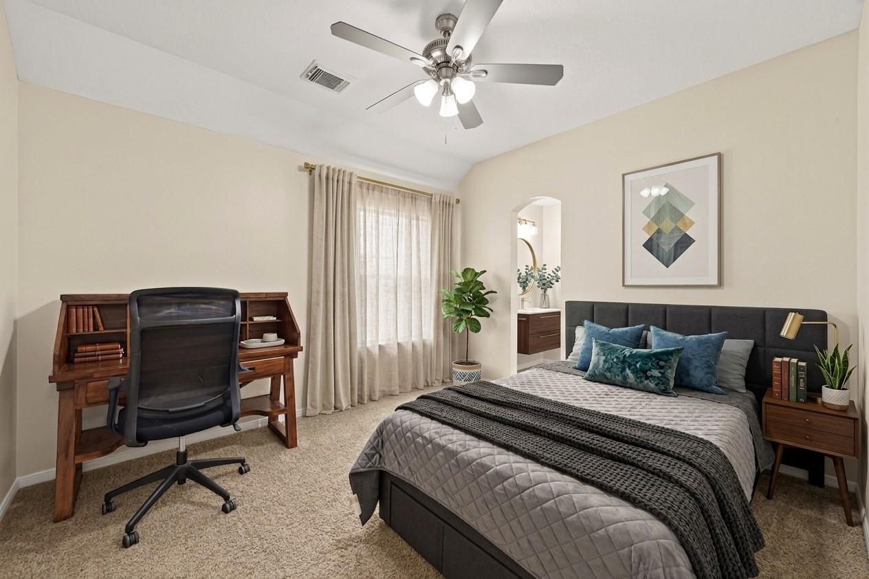 2002 Thorncrest Court
