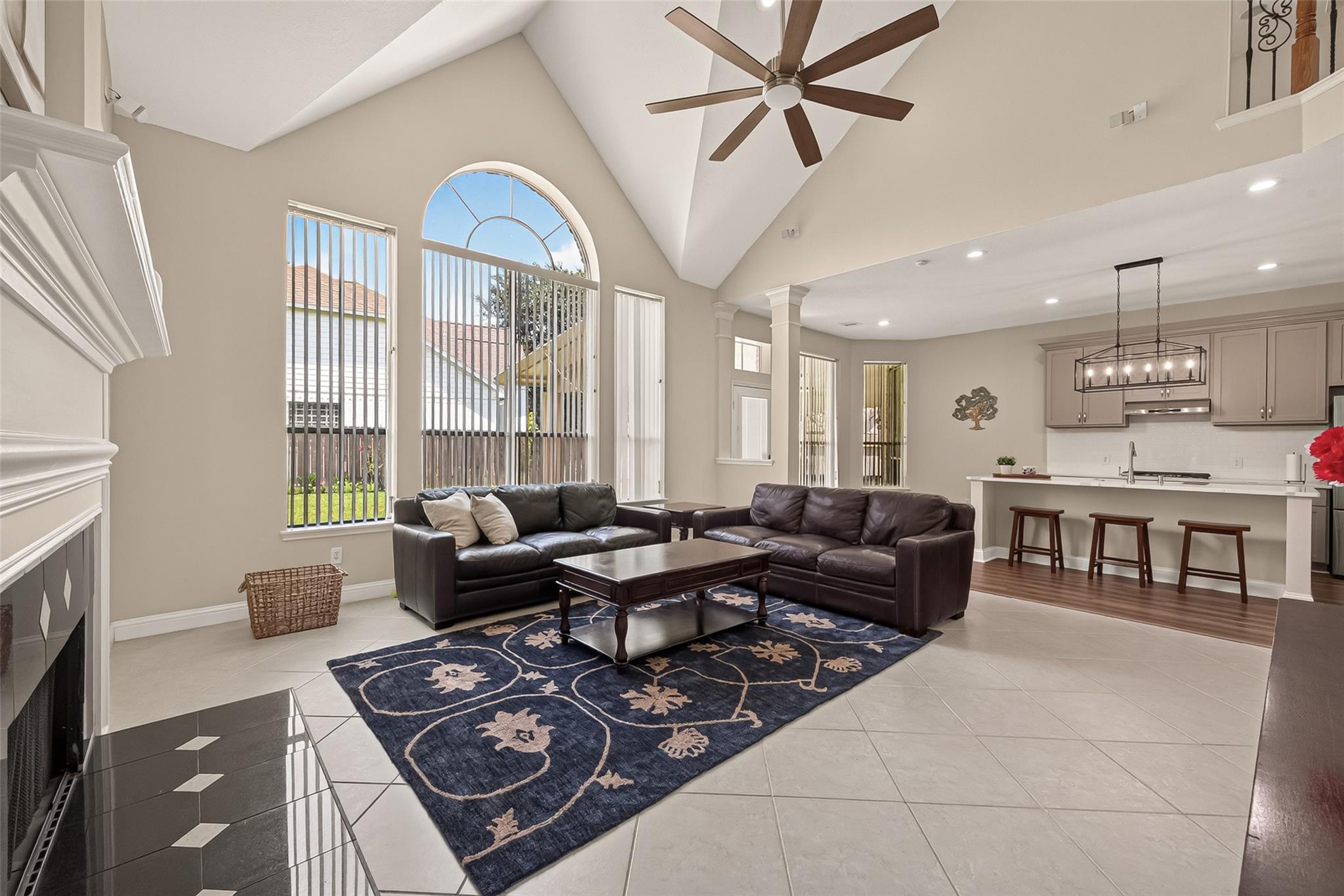 2002 Thorncrest Court