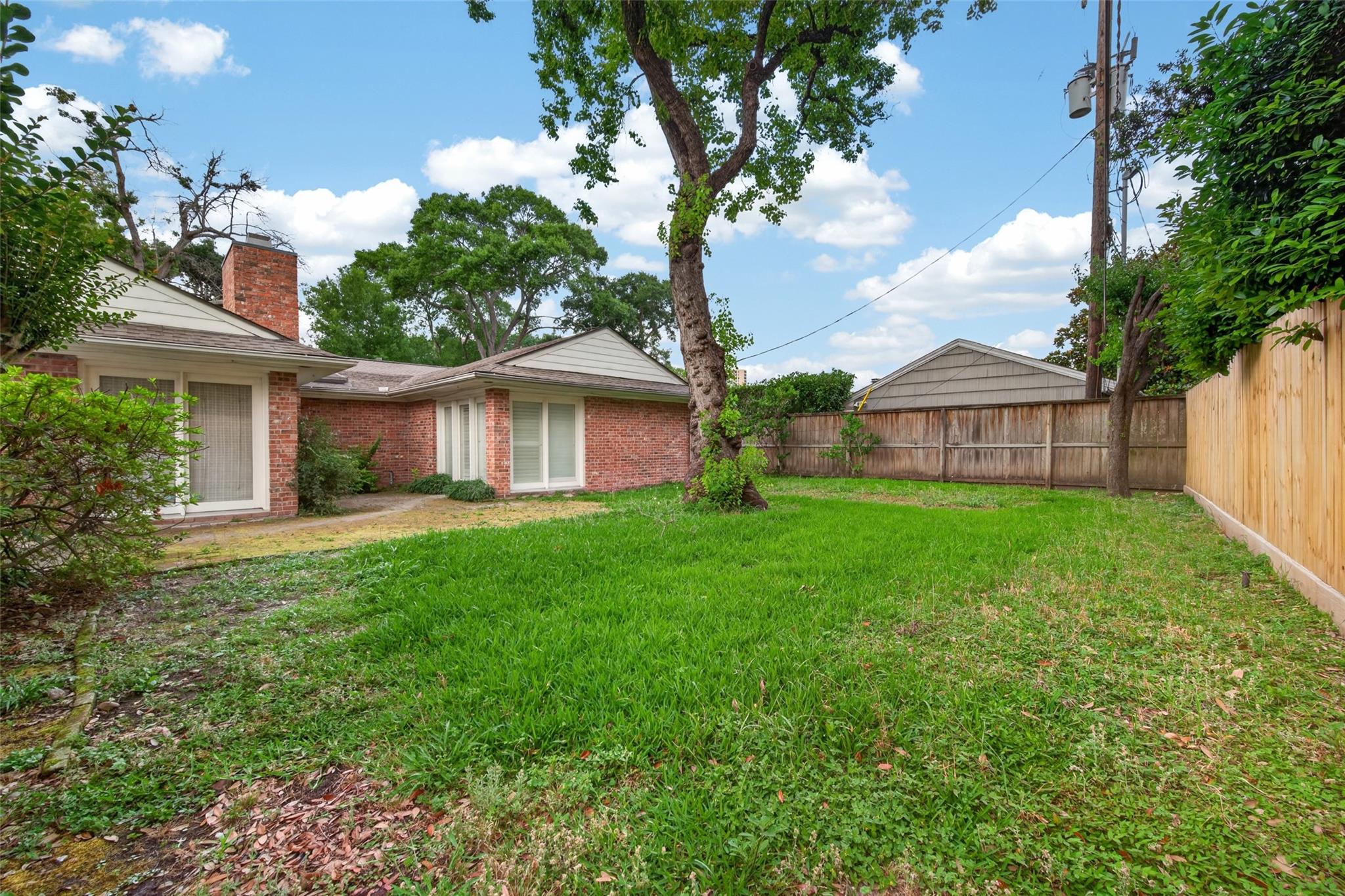 5643 Piping Rock Lane