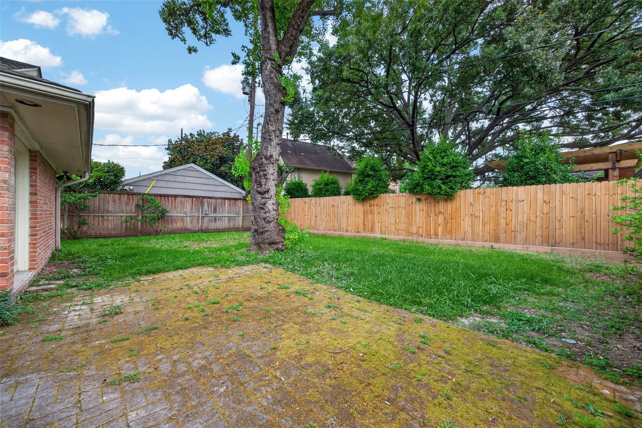 5643 Piping Rock Lane