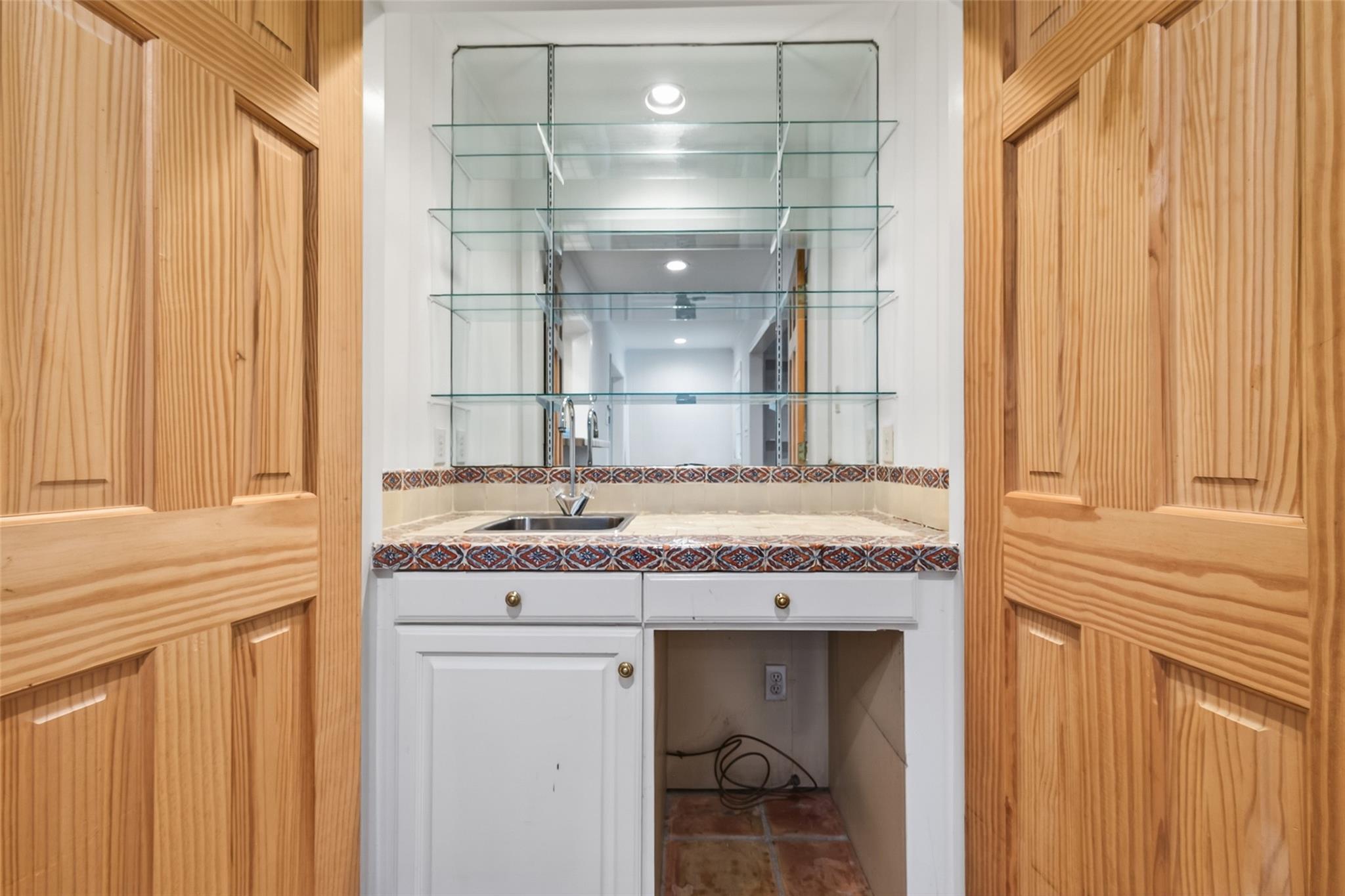 5643 Piping Rock Lane