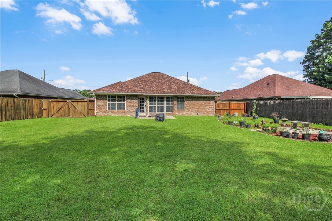 116 Gloucester Drive