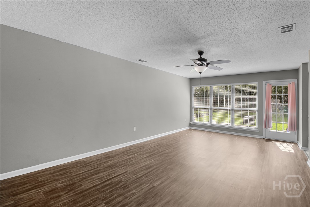 116 Gloucester Drive