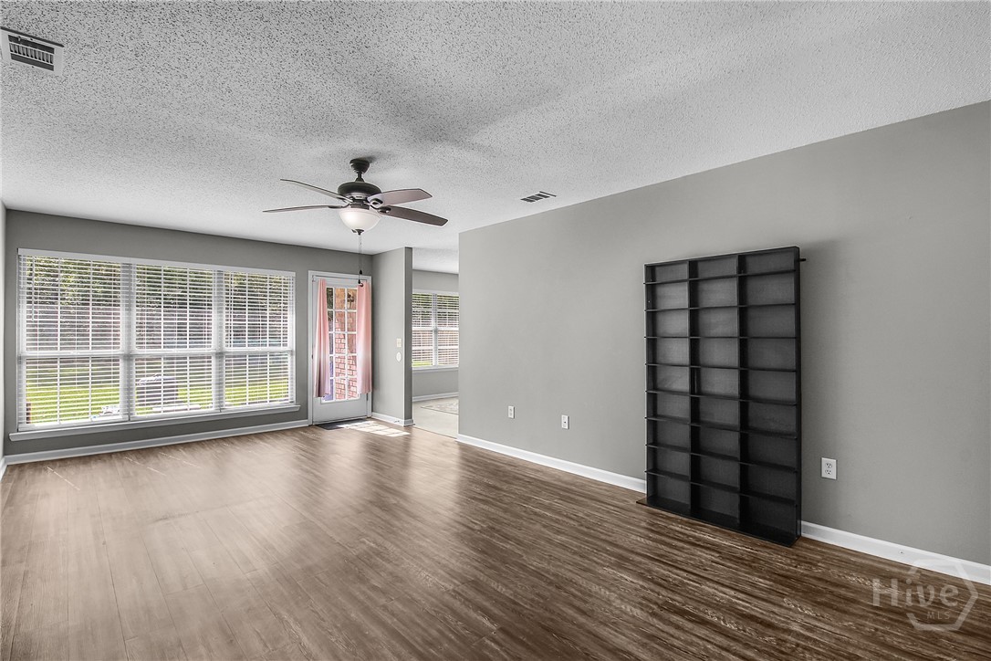 116 Gloucester Drive