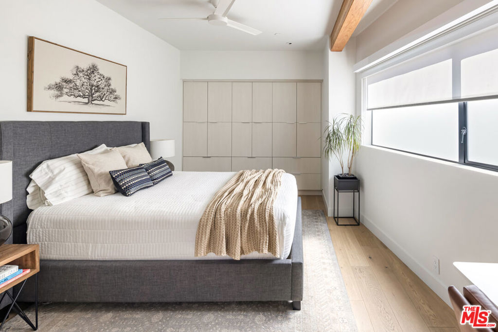 MODERN TOWNHOME || ROOFTOP TERRACE