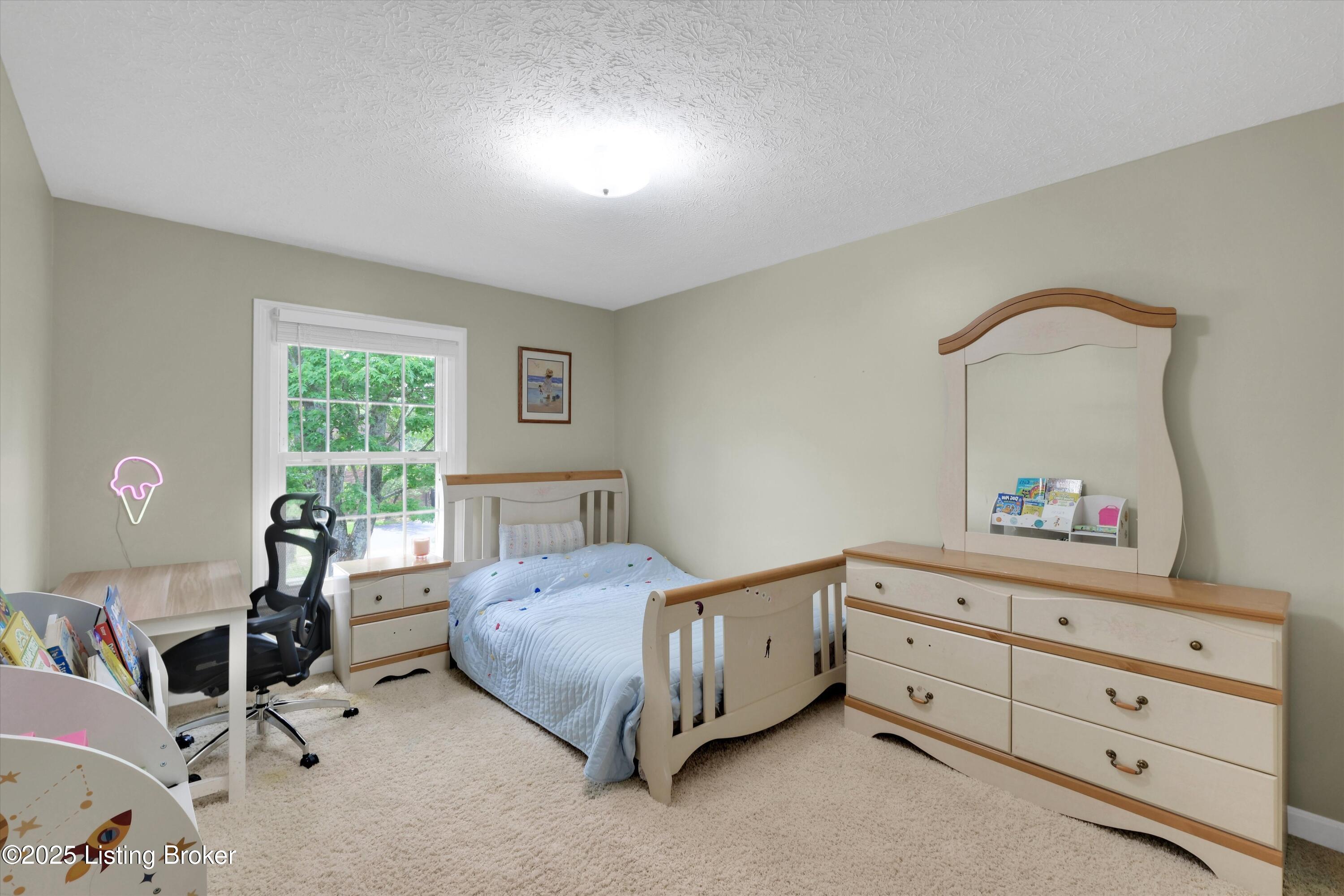 5601 Timber Ridge Dr