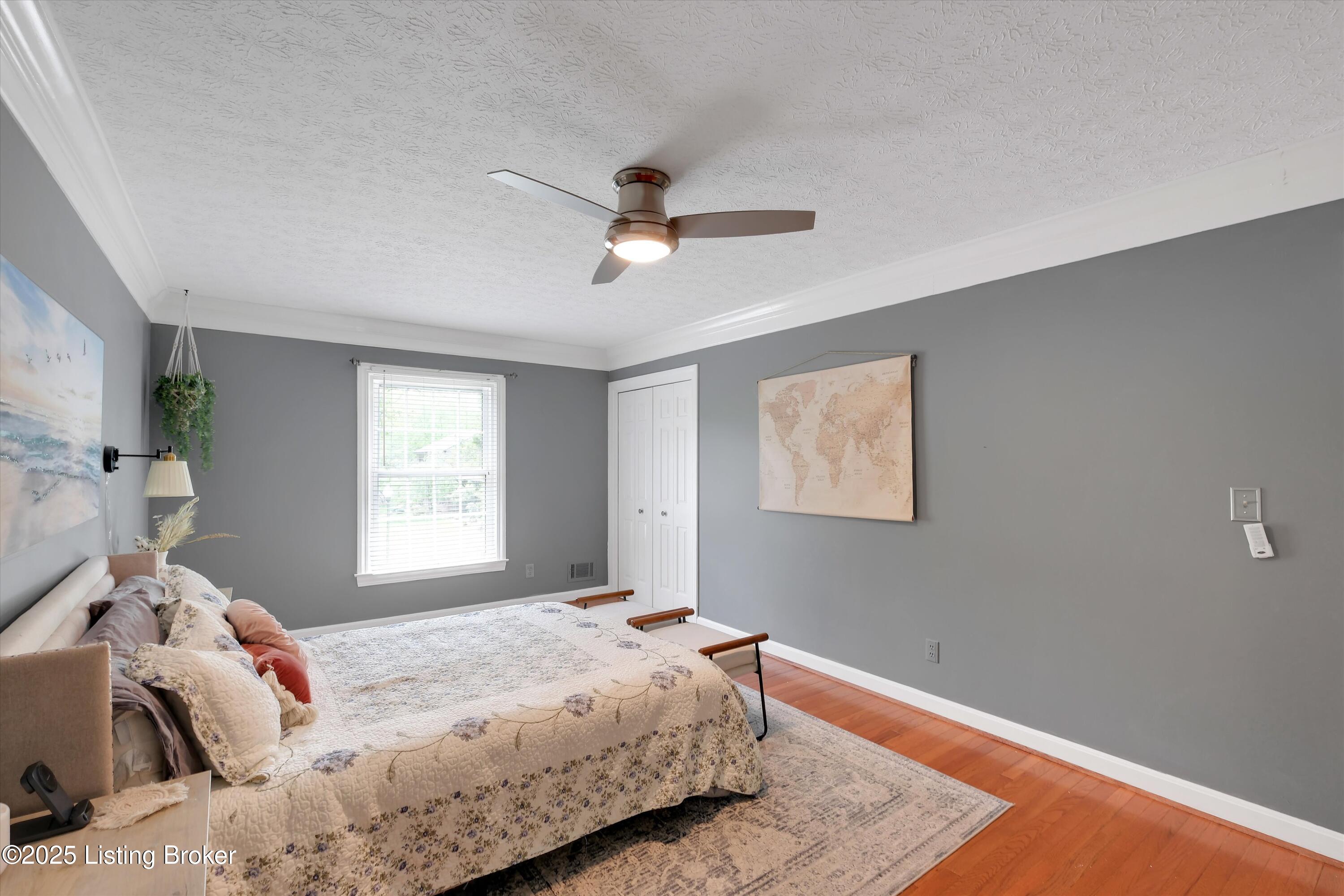 5601 Timber Ridge Dr