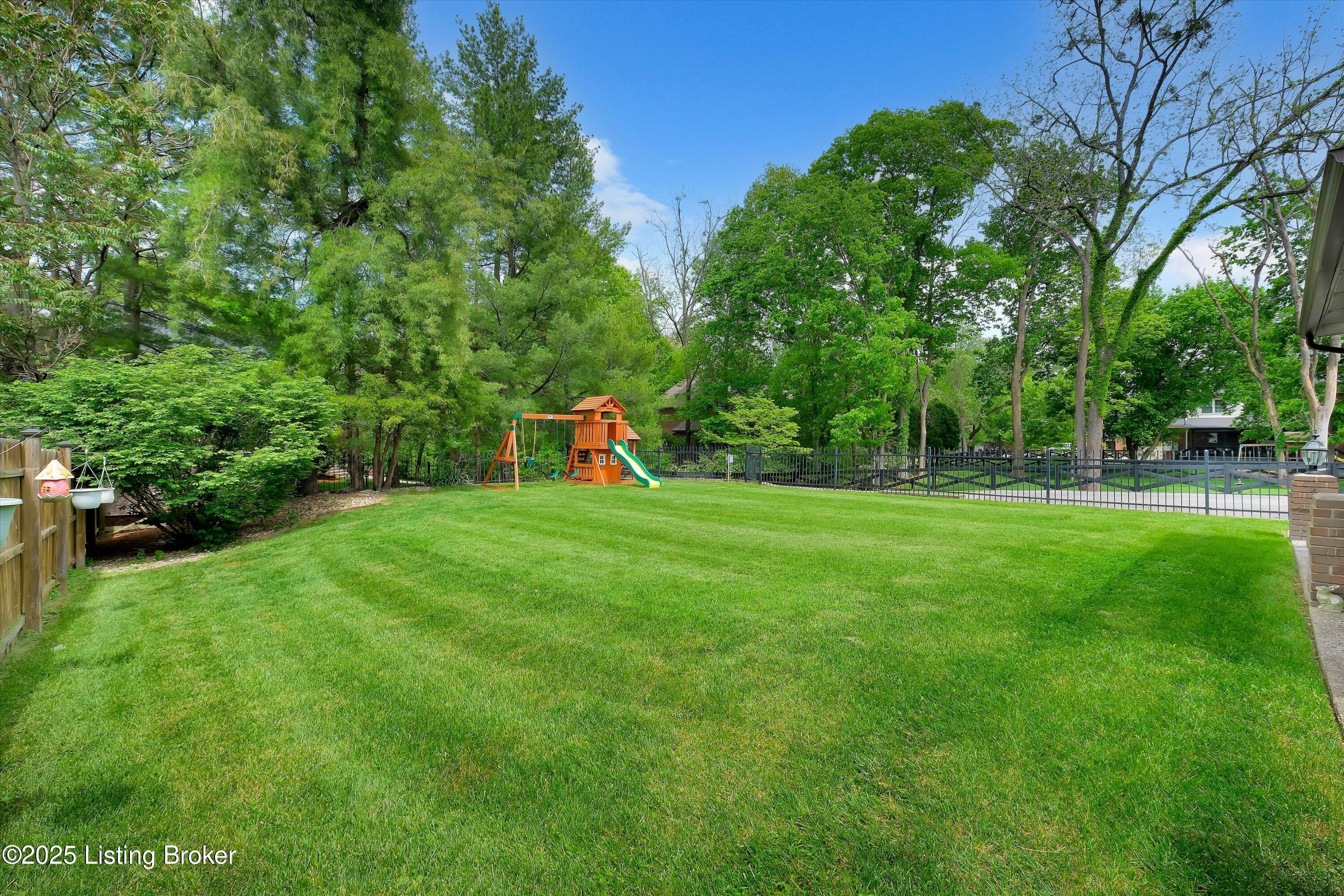 5601 Timber Ridge Dr