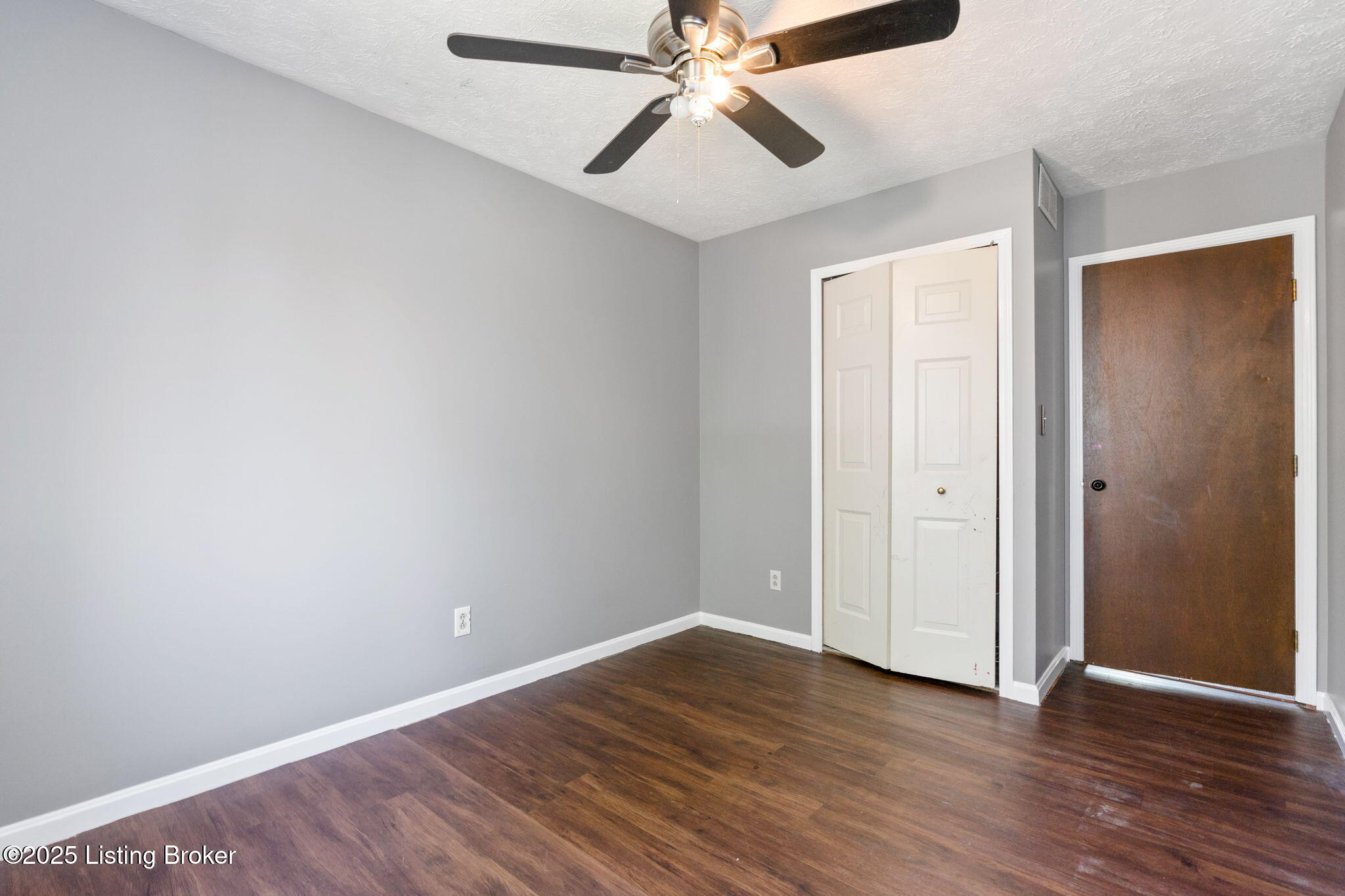 10207 El Coco Ct