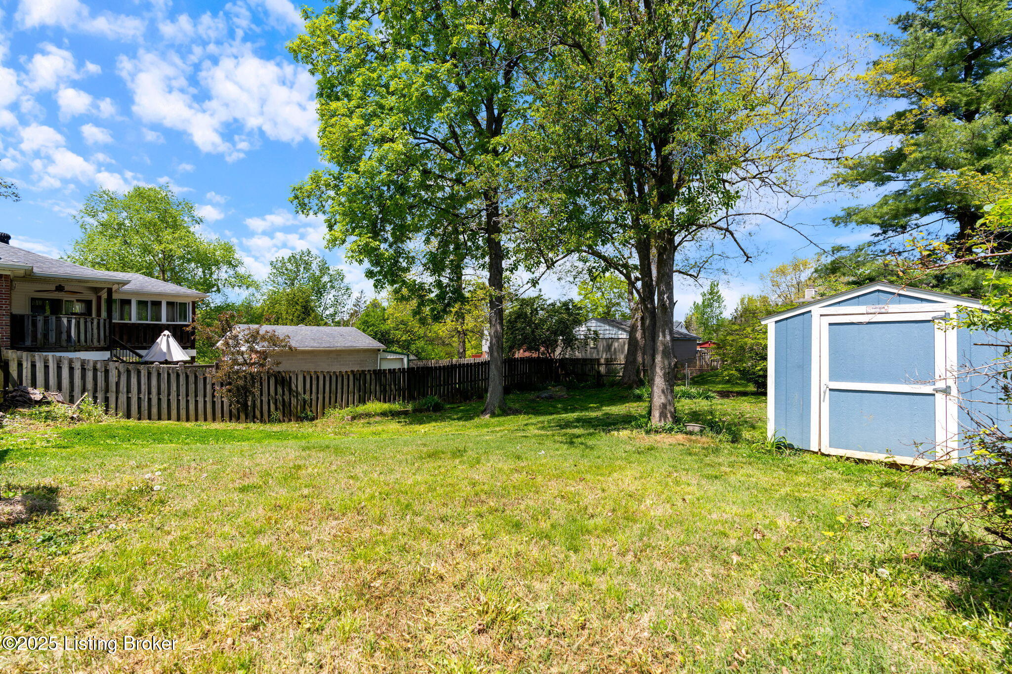 10207 El Coco Ct