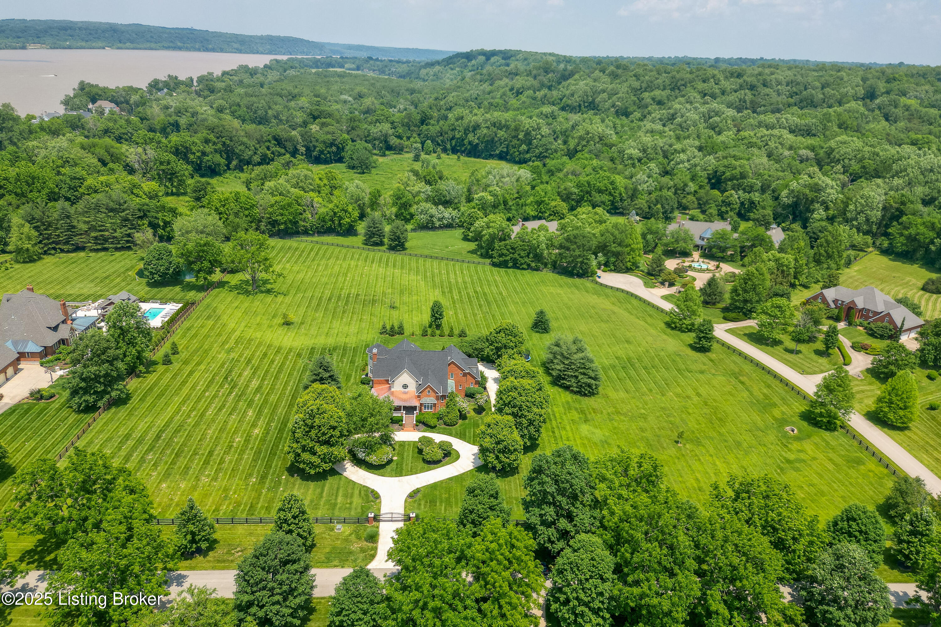 13909 River Glen Ln