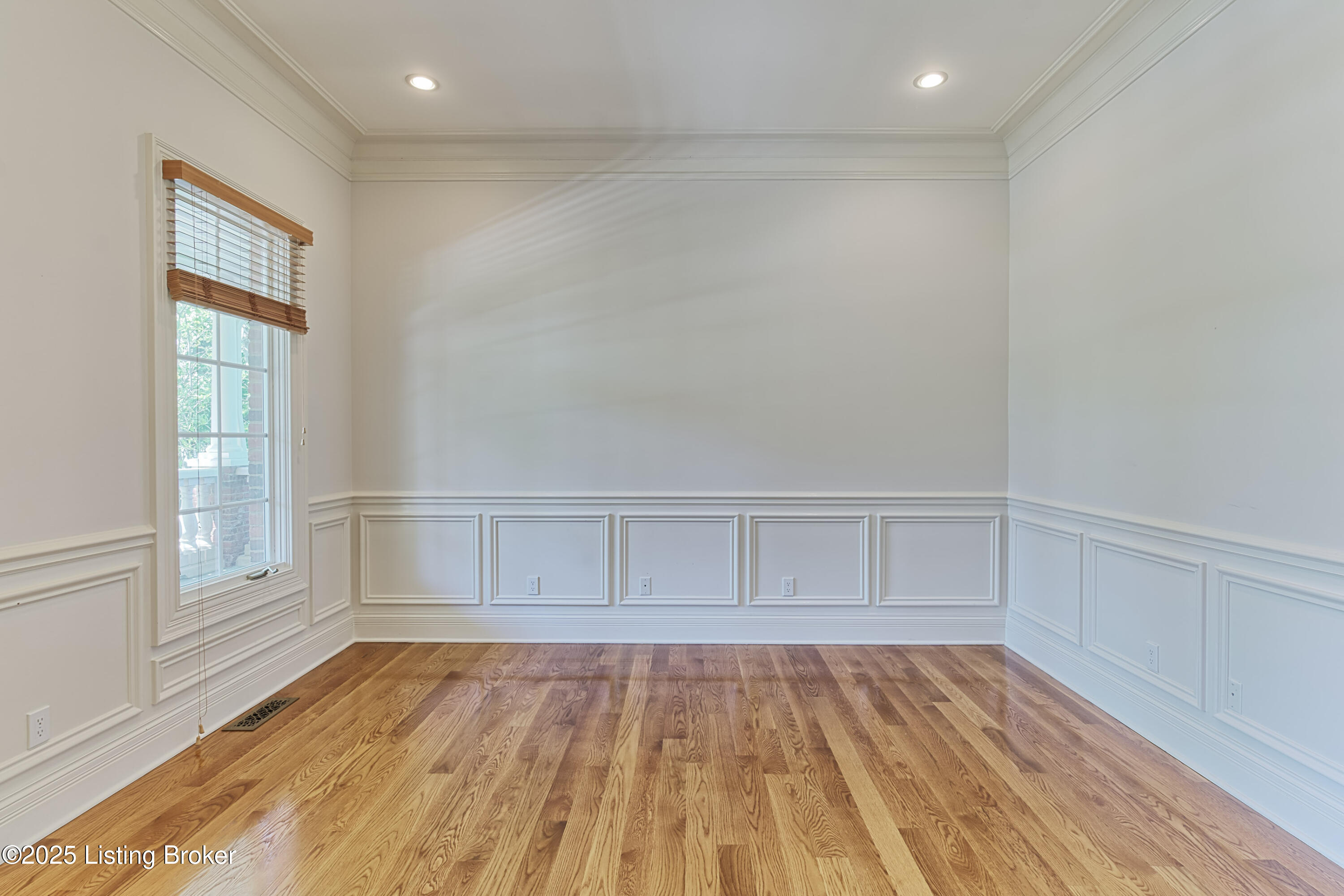 13909 River Glen Ln