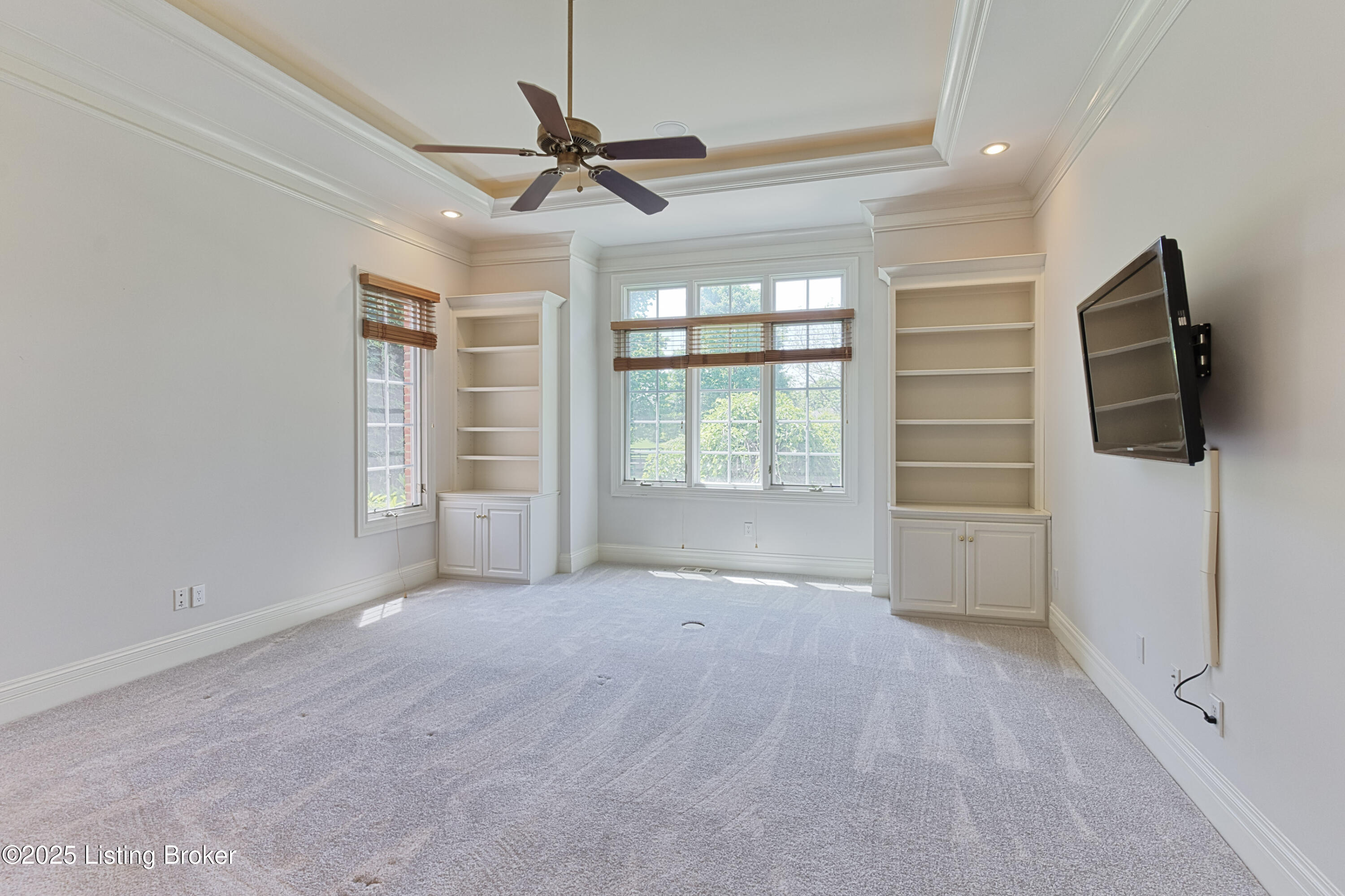 13909 River Glen Ln