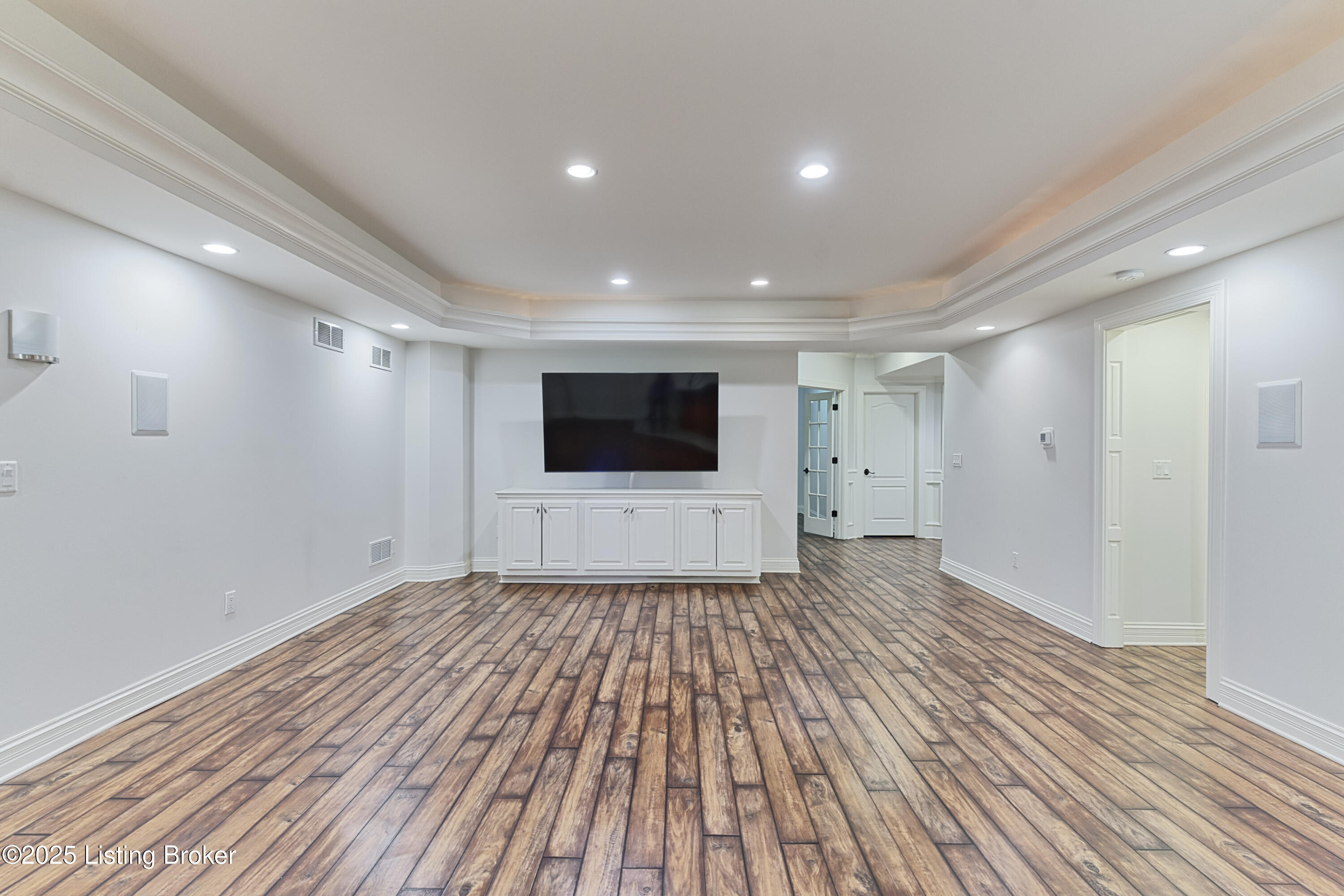 13909 River Glen Ln