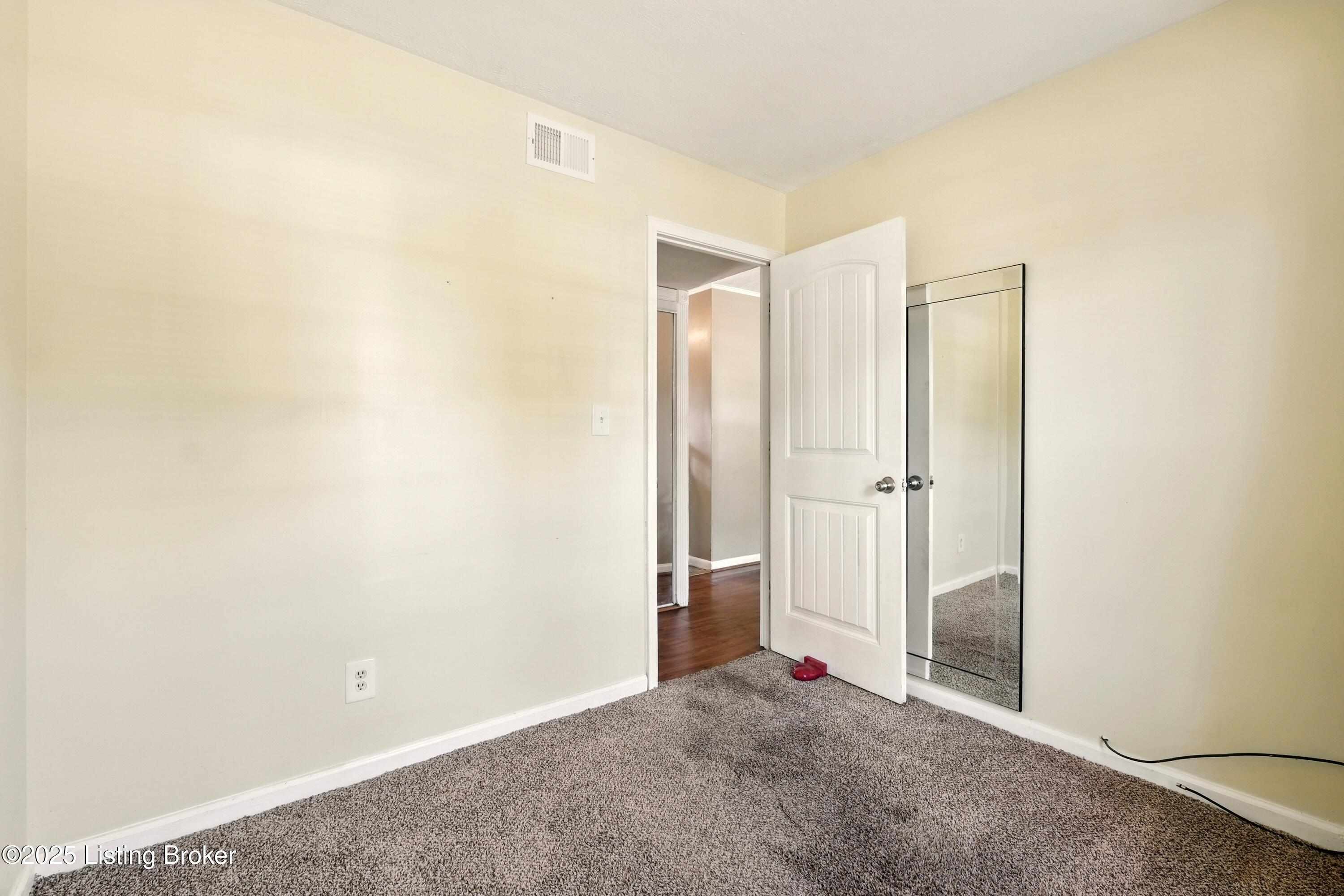 325 E Blue Jay Rd