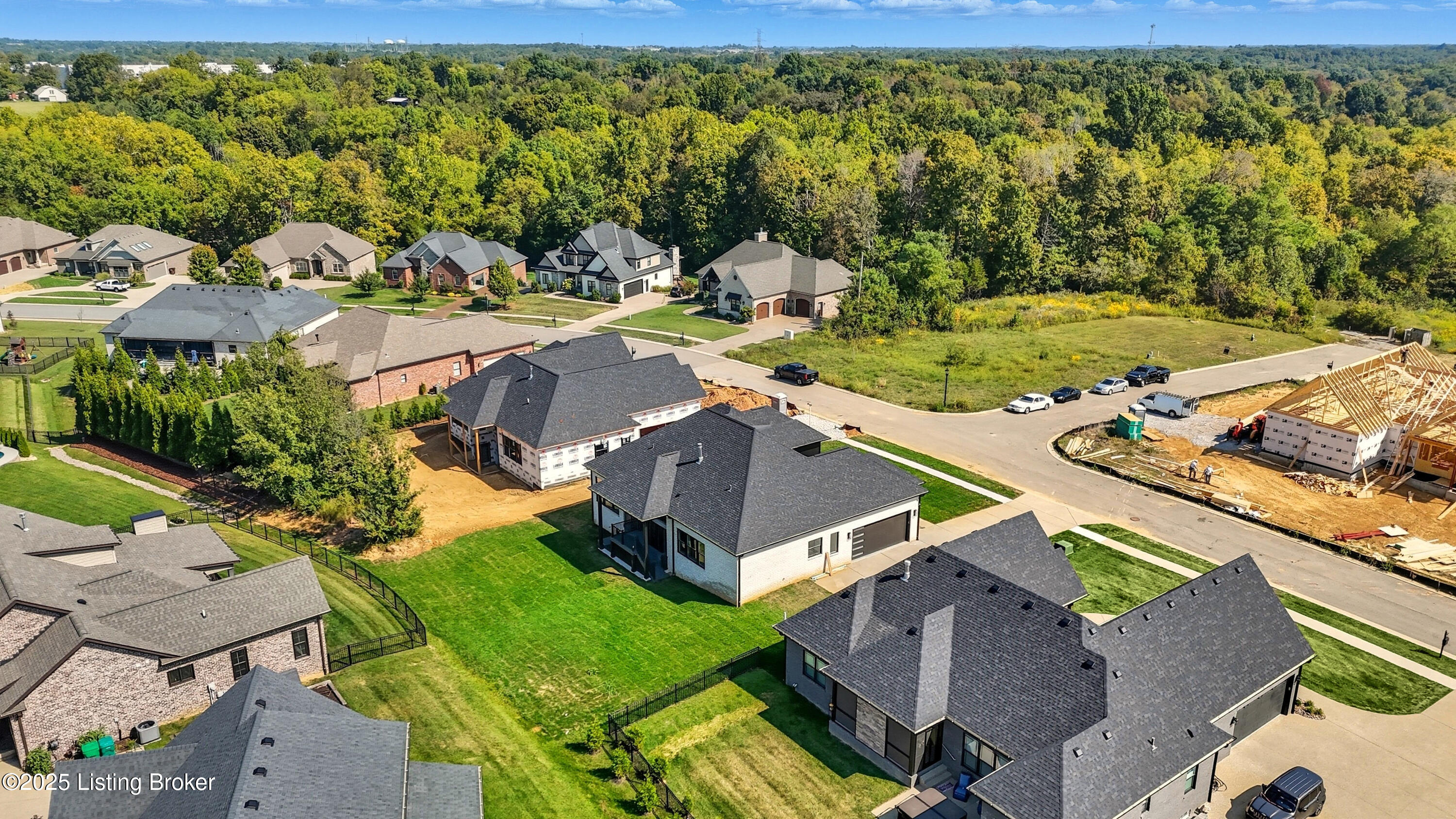3214 Grand Lakes Dr