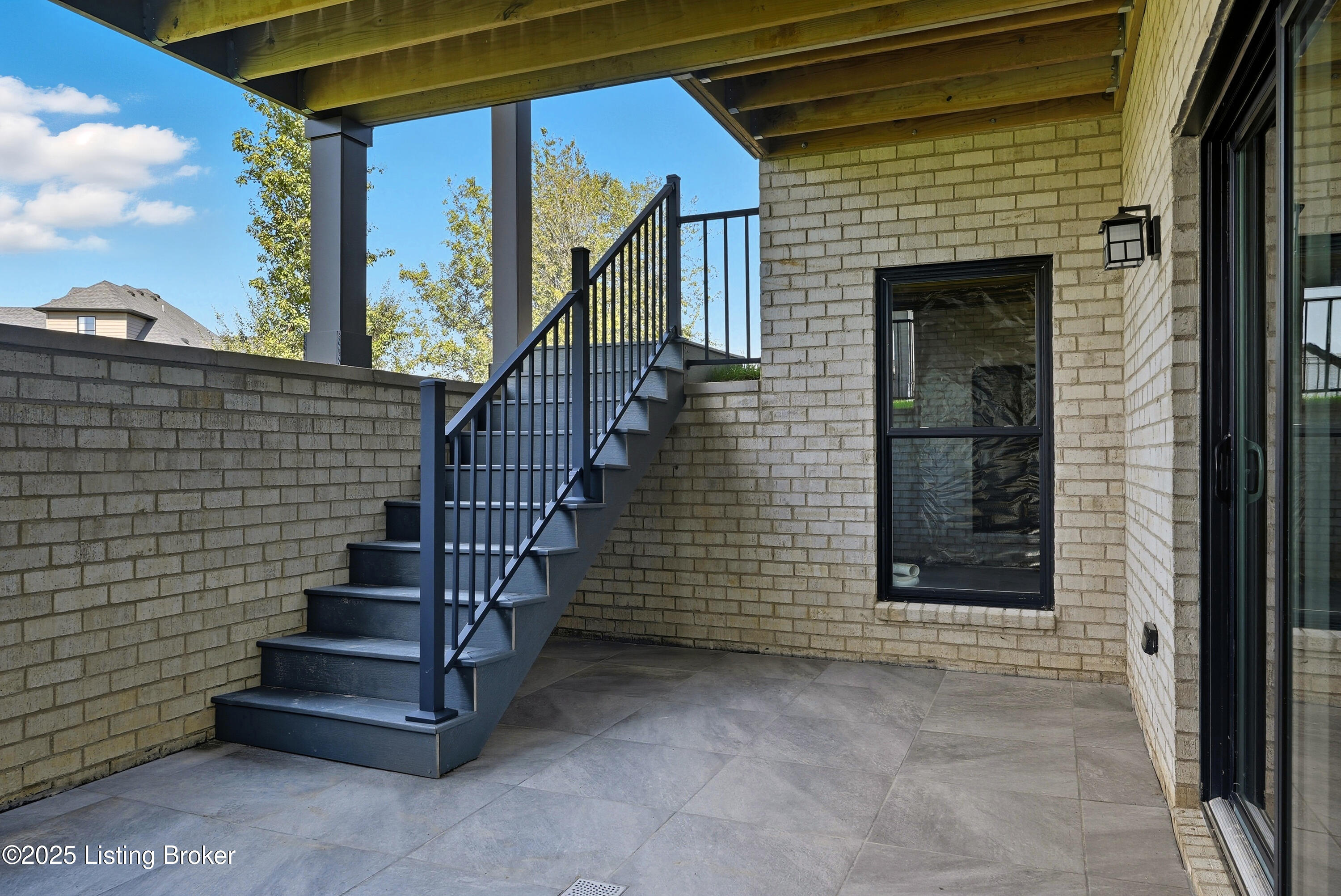 3214 Grand Lakes Dr