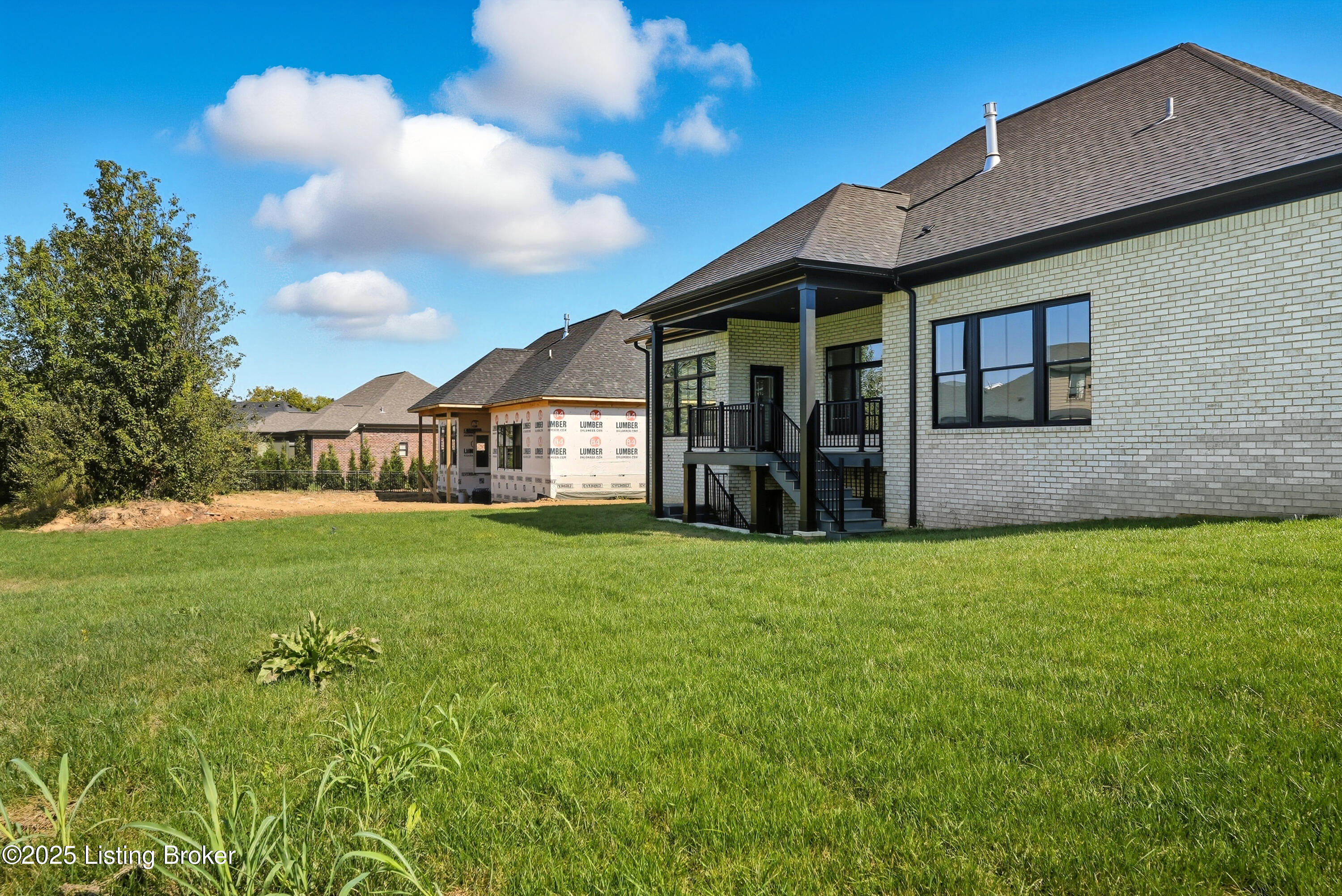 3214 Grand Lakes Dr