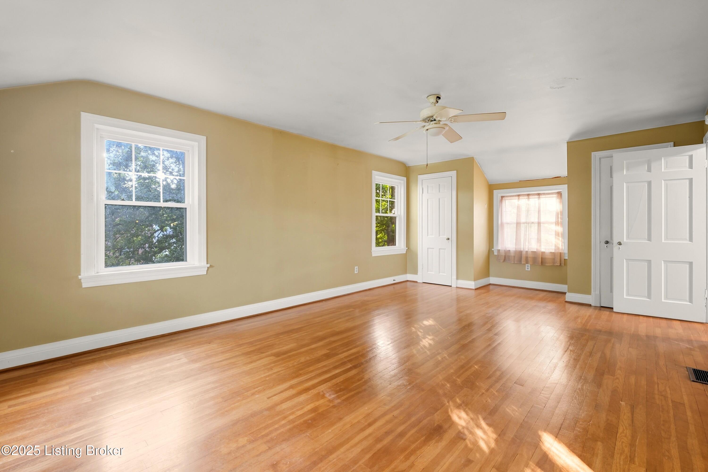 2332 Brighton Dr