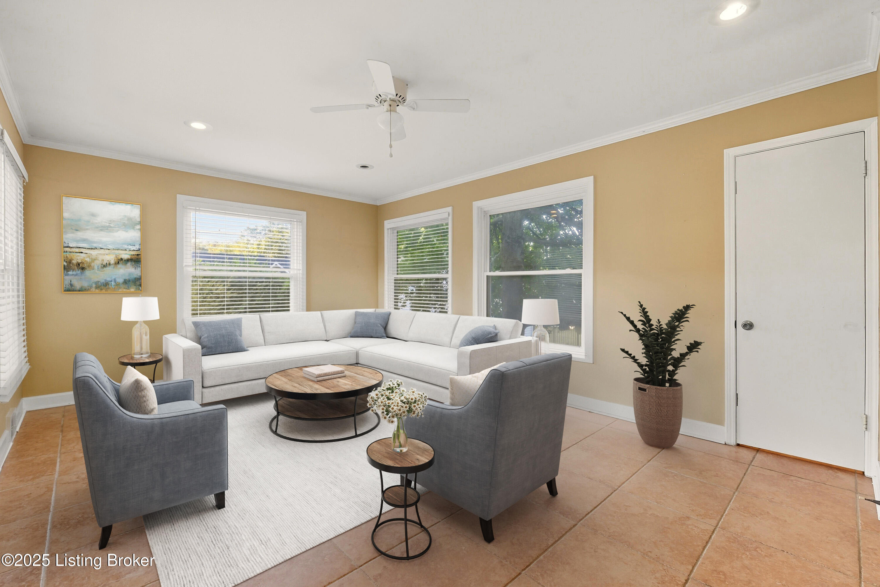 2332 Brighton Dr