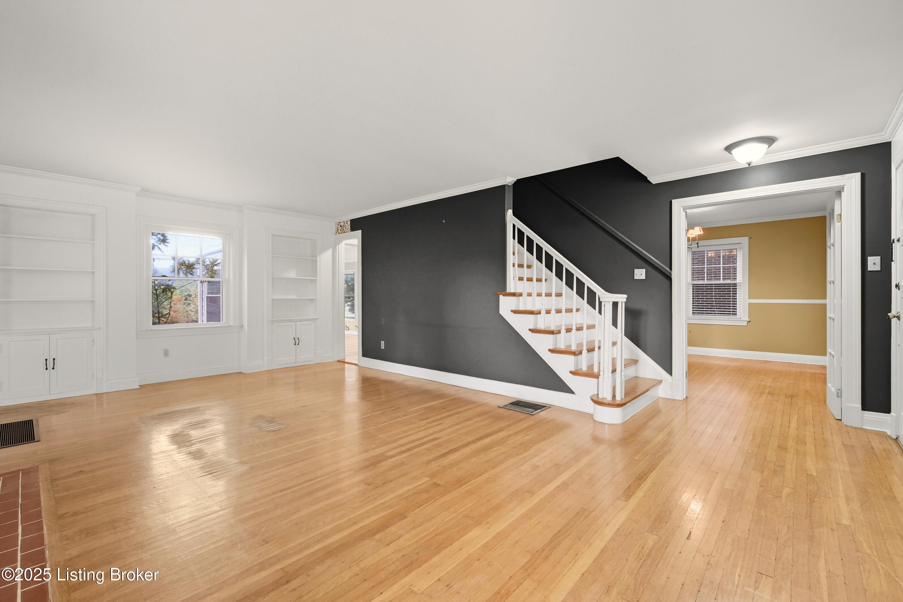 2332 Brighton Dr