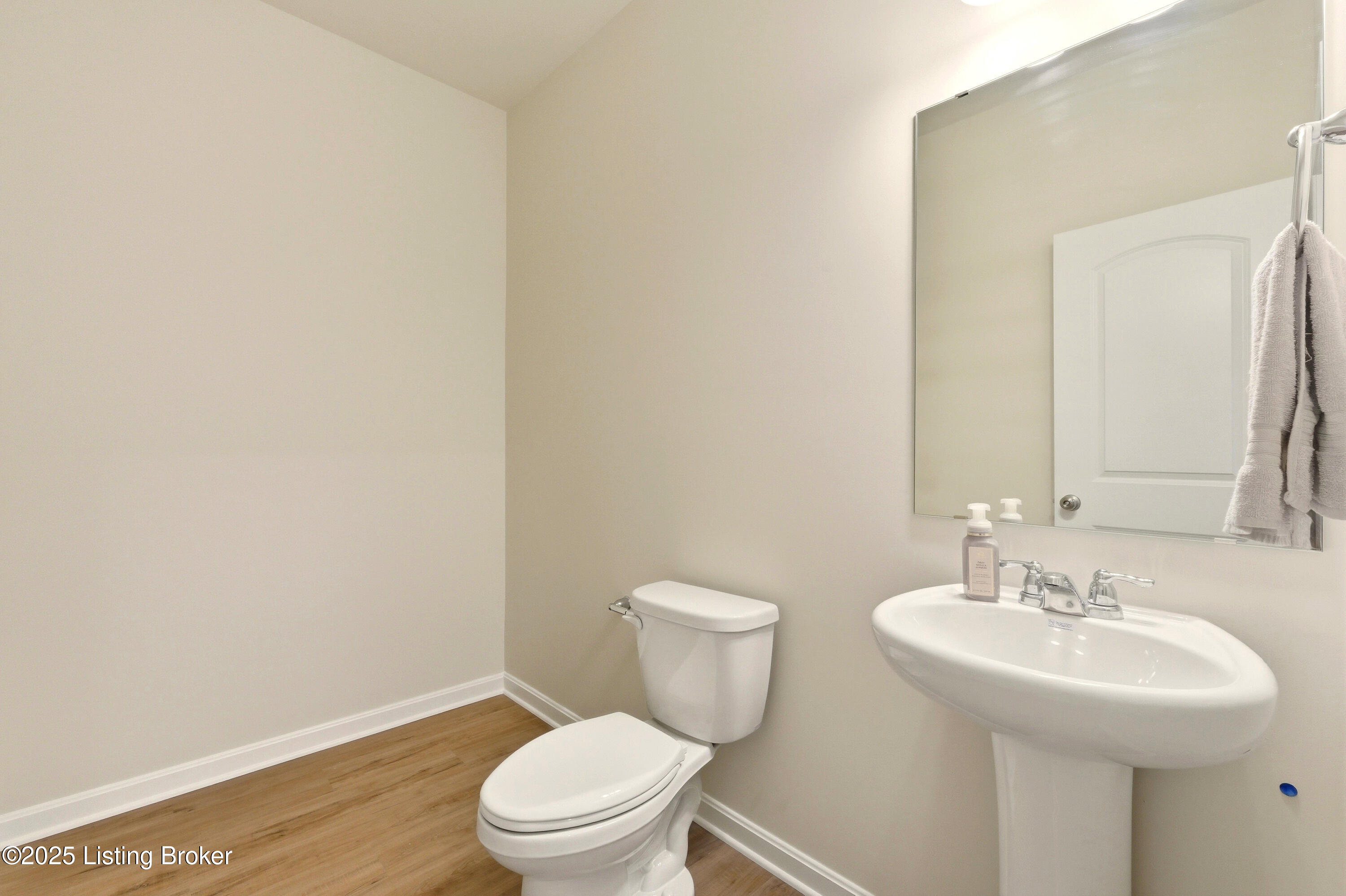 4009 Mosswood Ln