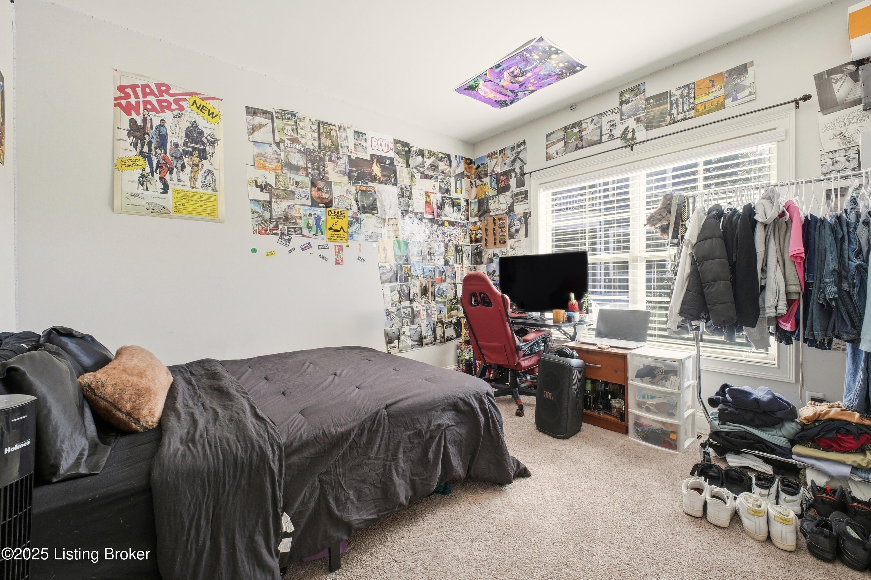 5211 Rock Ridge Dr, Louisville