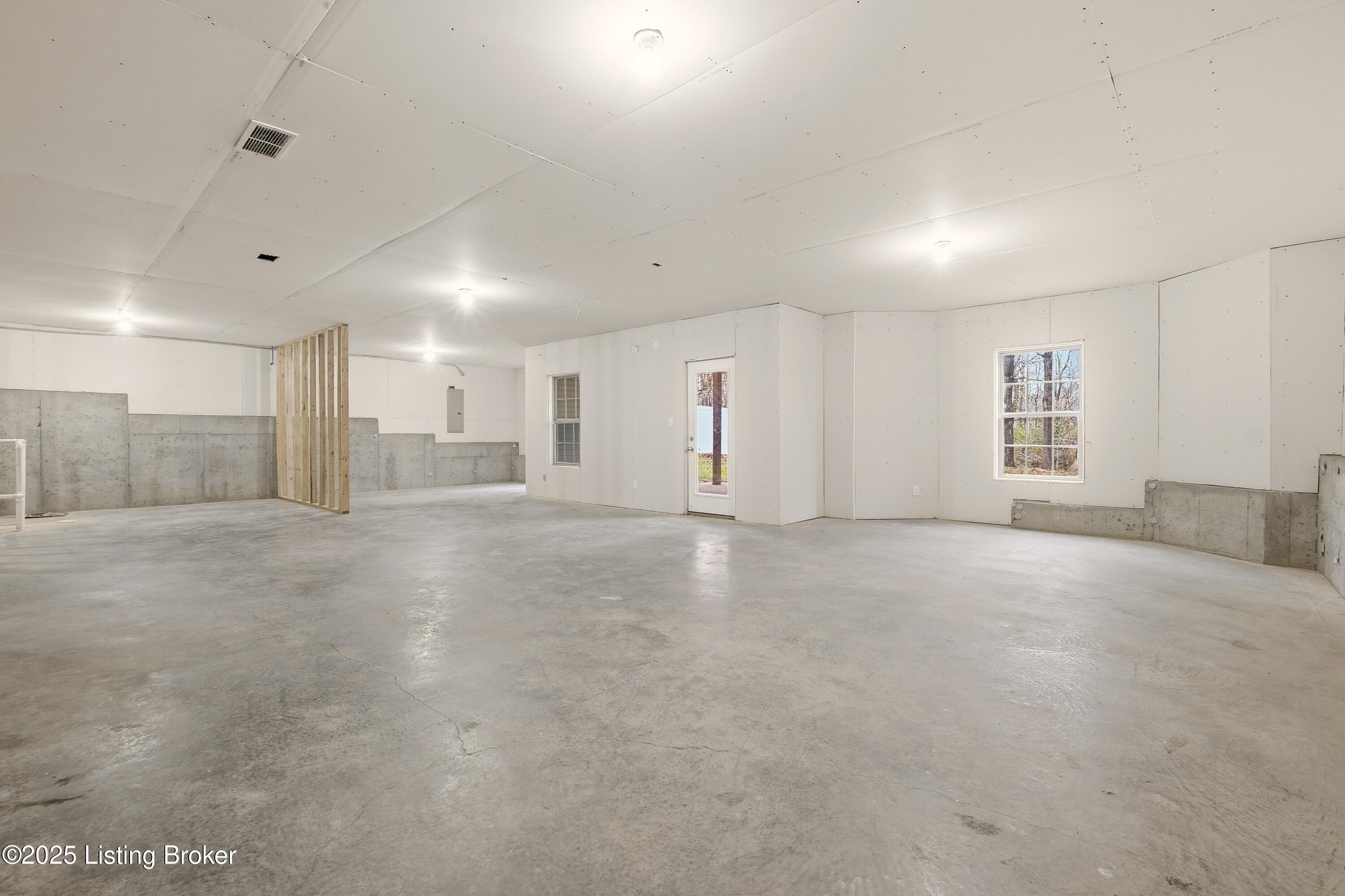 6922 Franklin Farmer Way