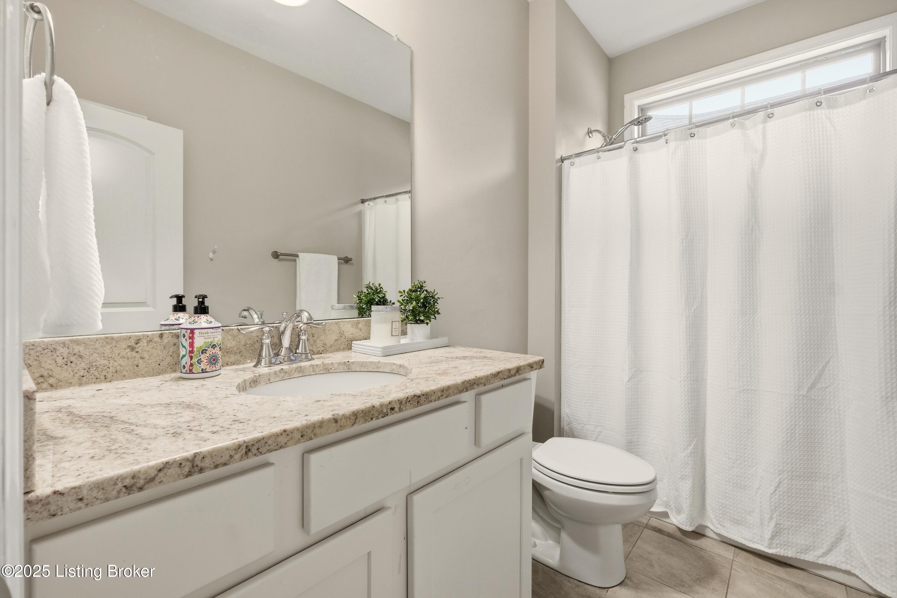 6922 Franklin Farmer Way