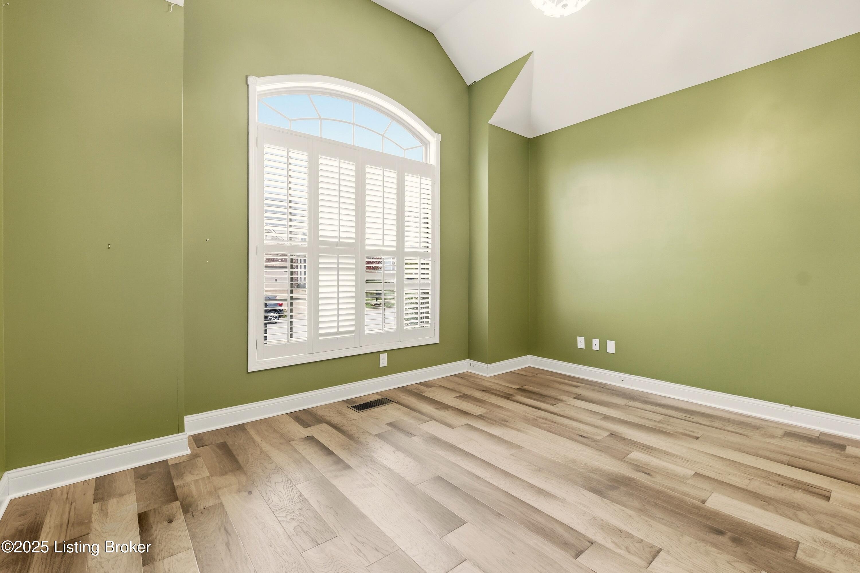 6922 Franklin Farmer Way