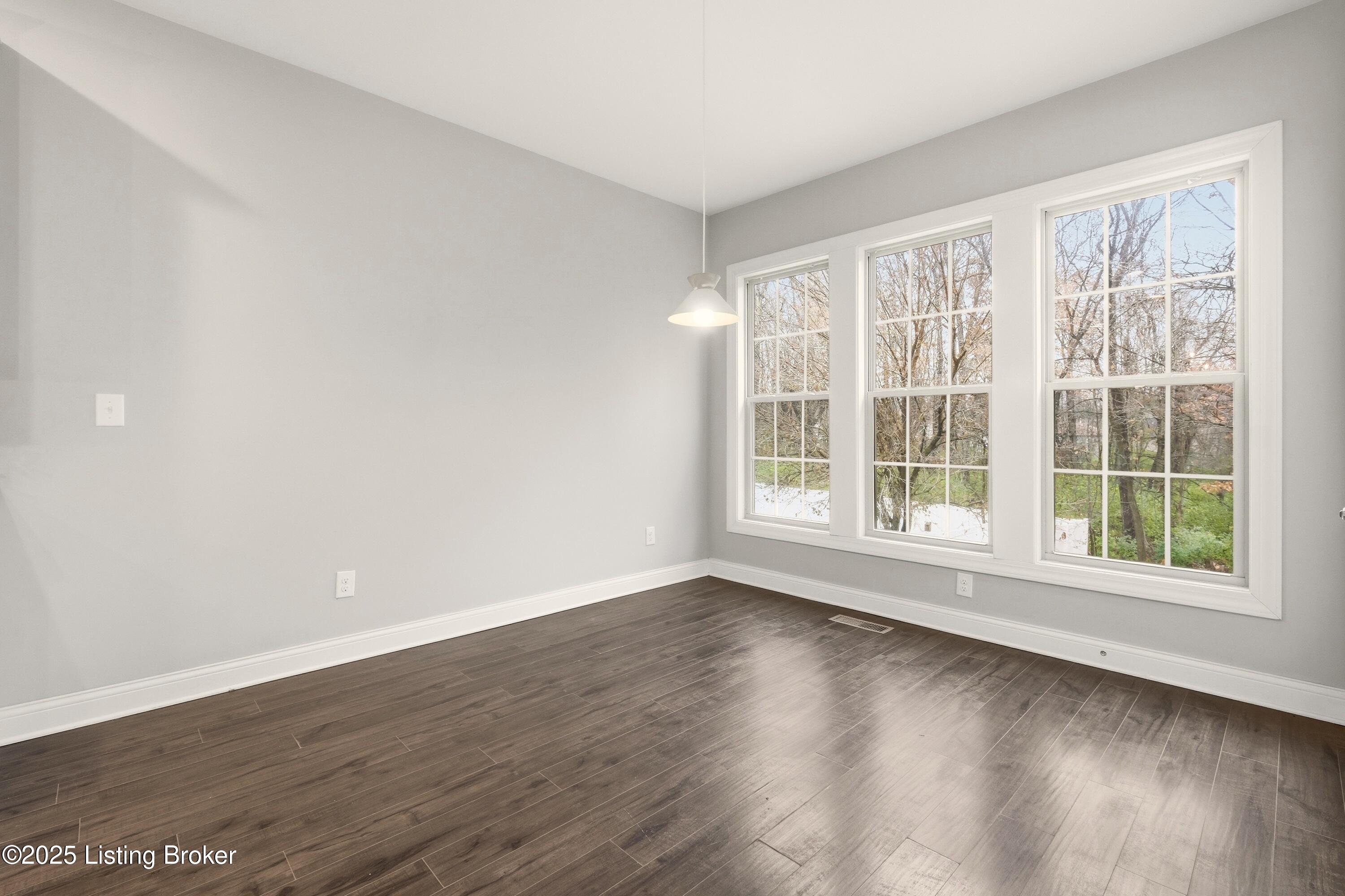 6922 Franklin Farmer Way