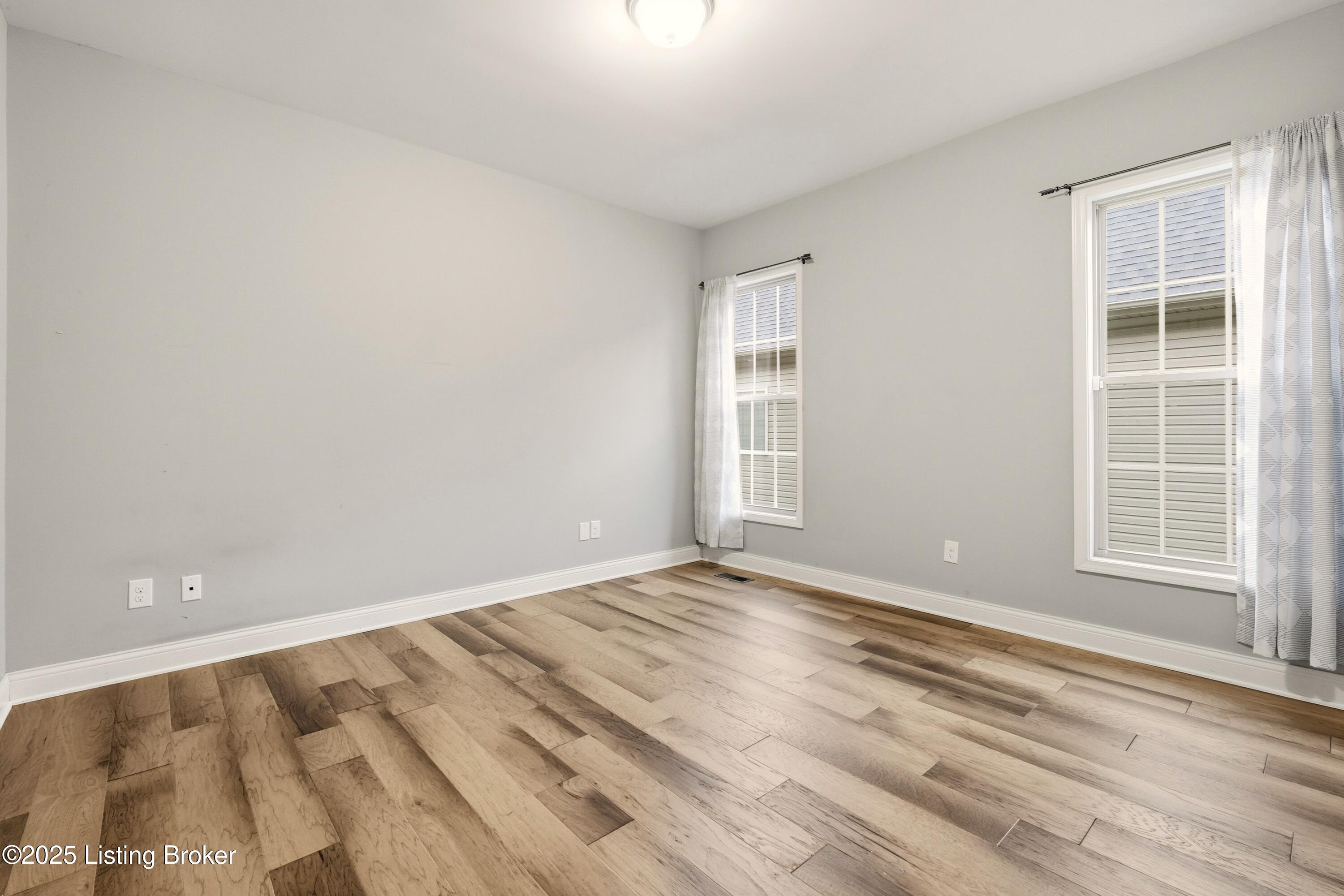 6922 Franklin Farmer Way