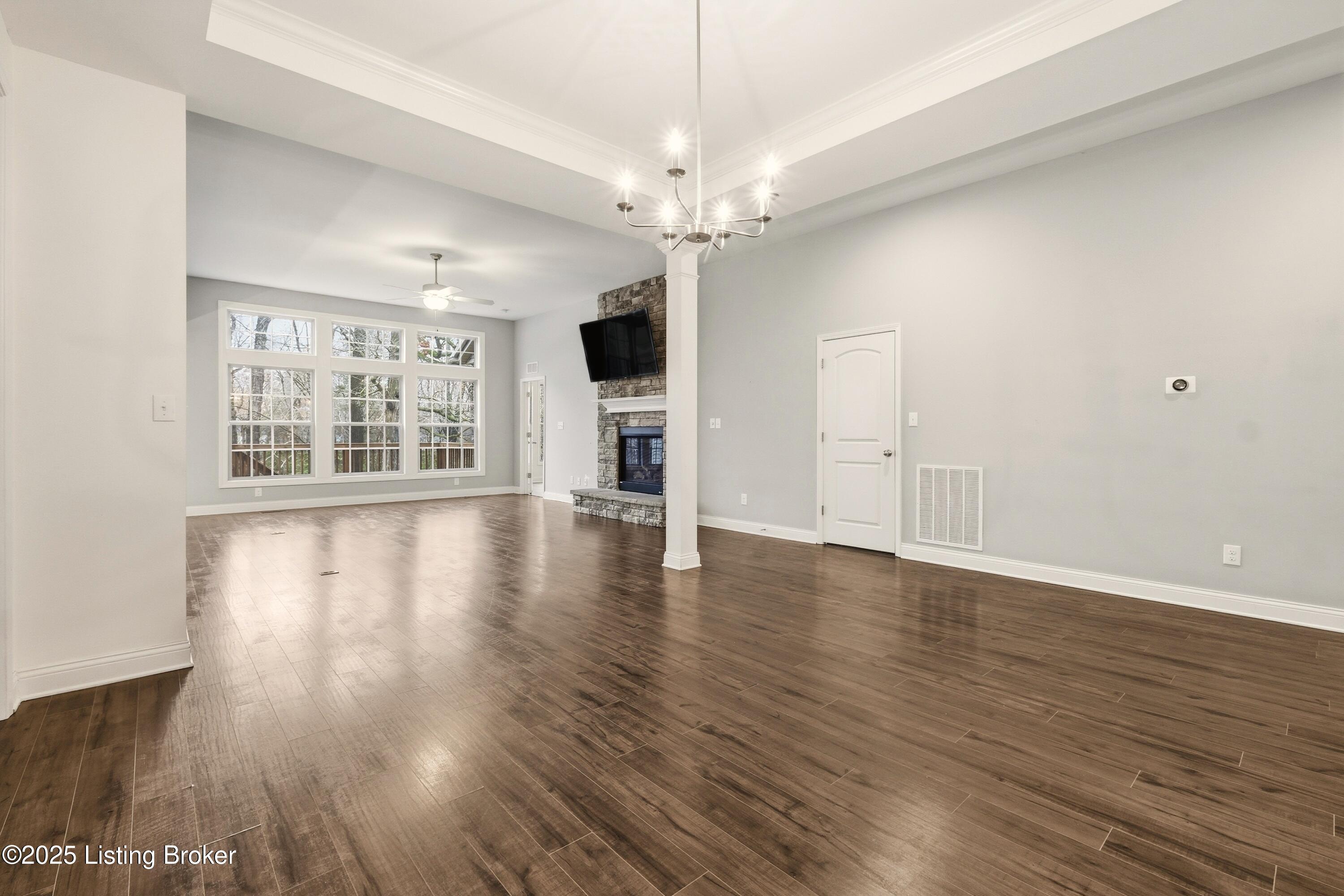 6922 Franklin Farmer Way