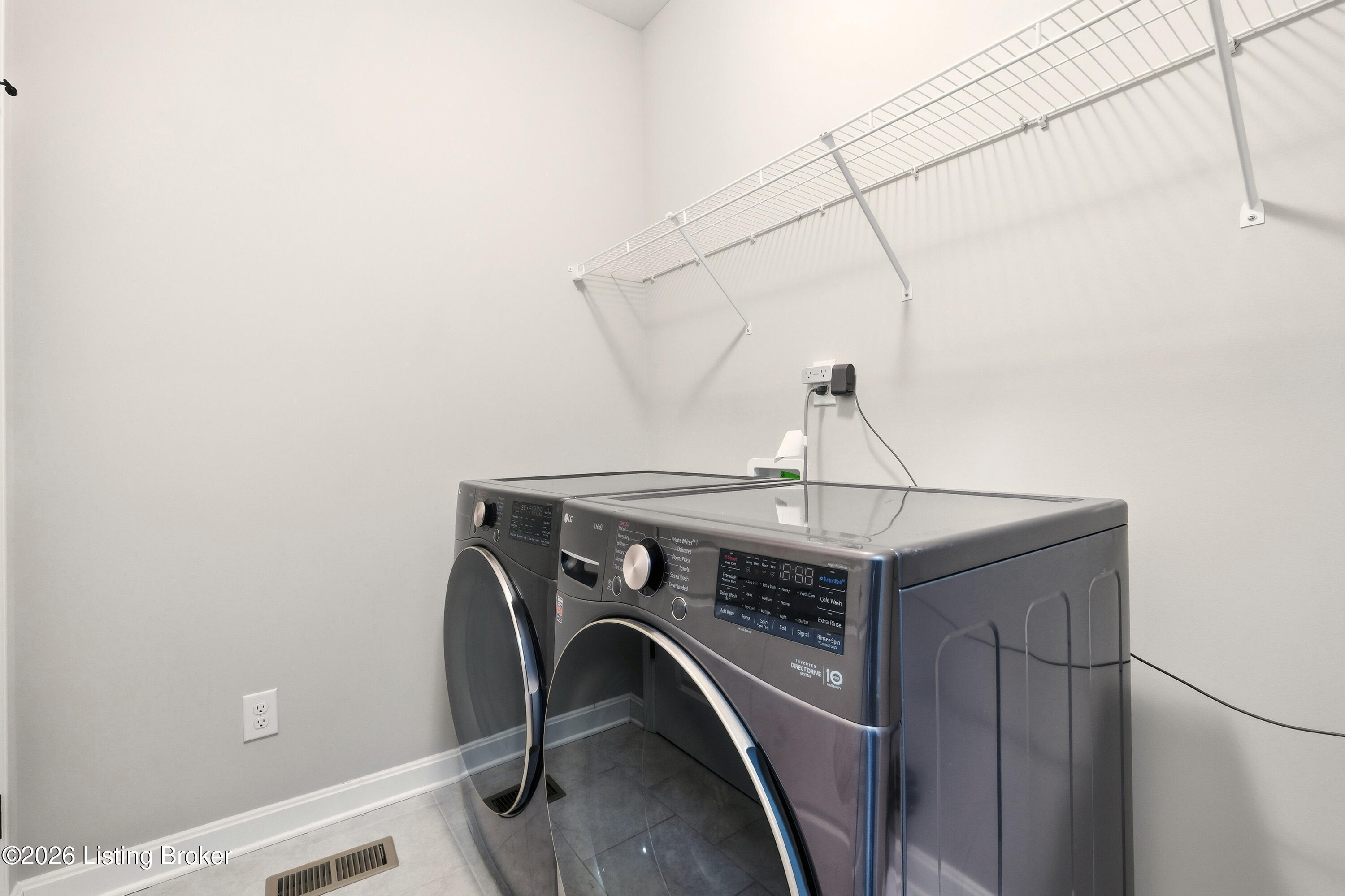 1302 Conservatory Ln