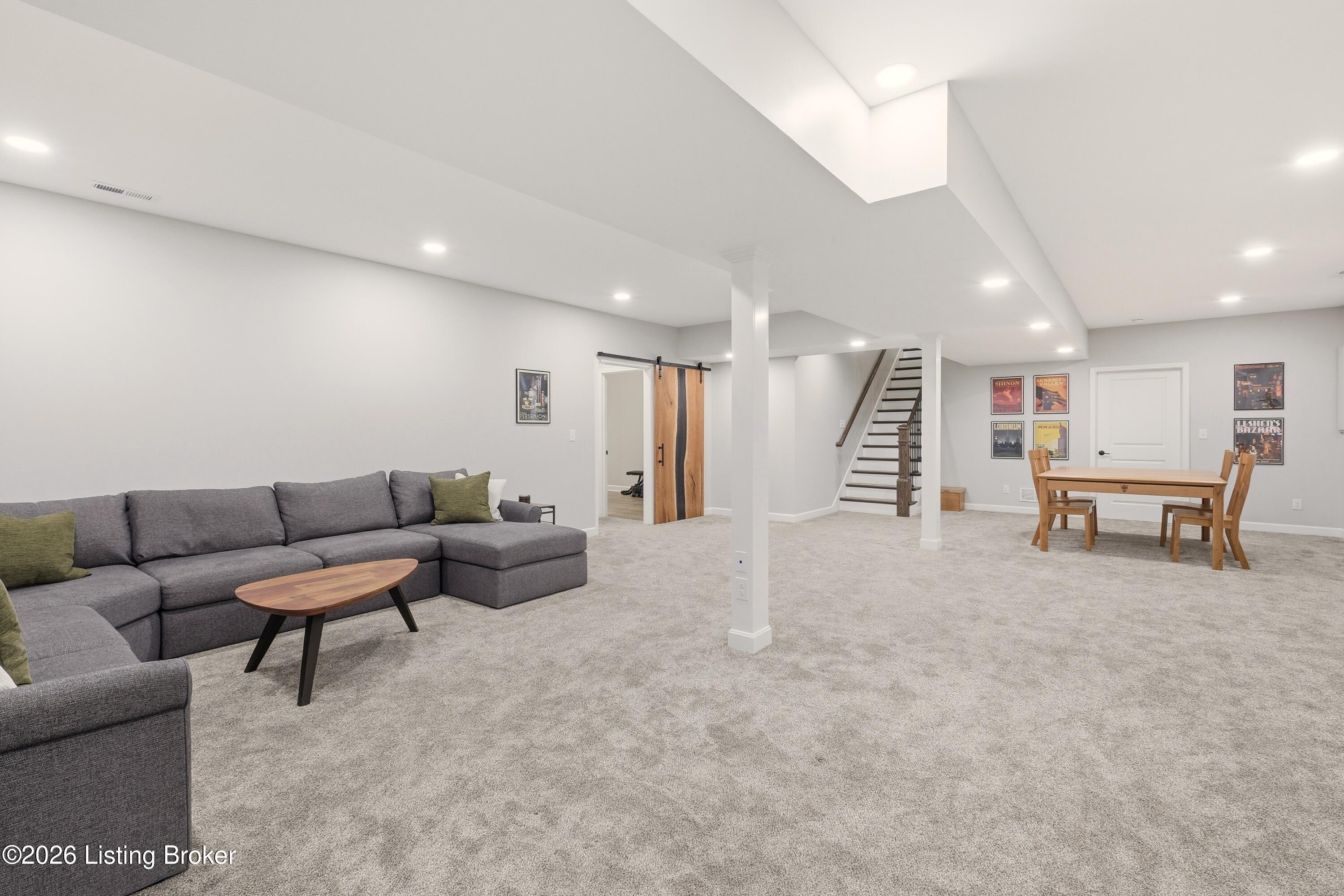 1302 Conservatory Ln