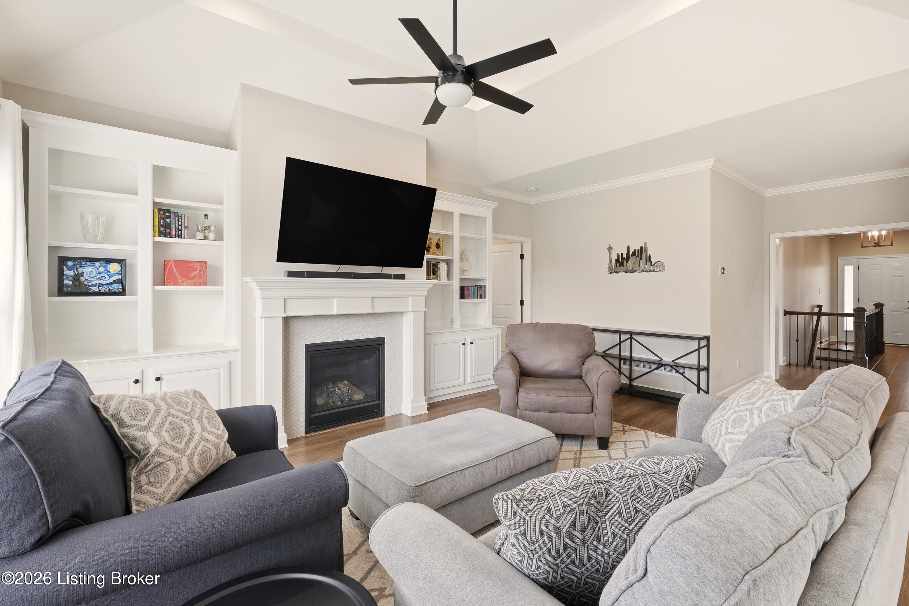 1302 Conservatory Ln