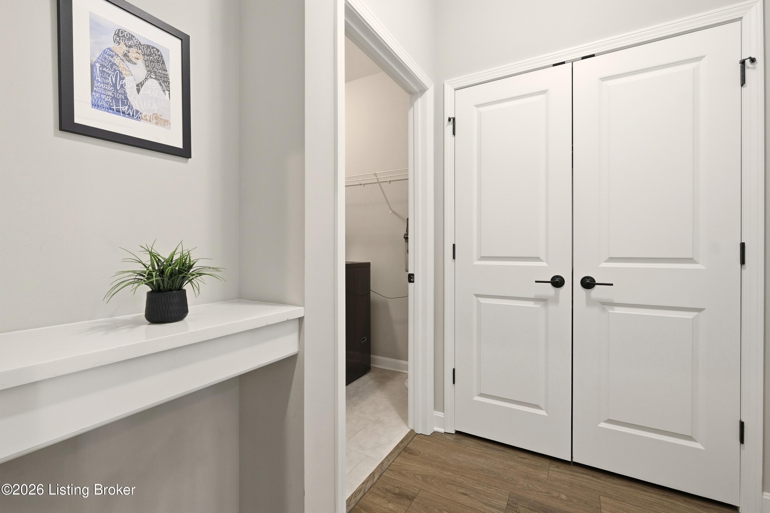 1302 Conservatory Ln