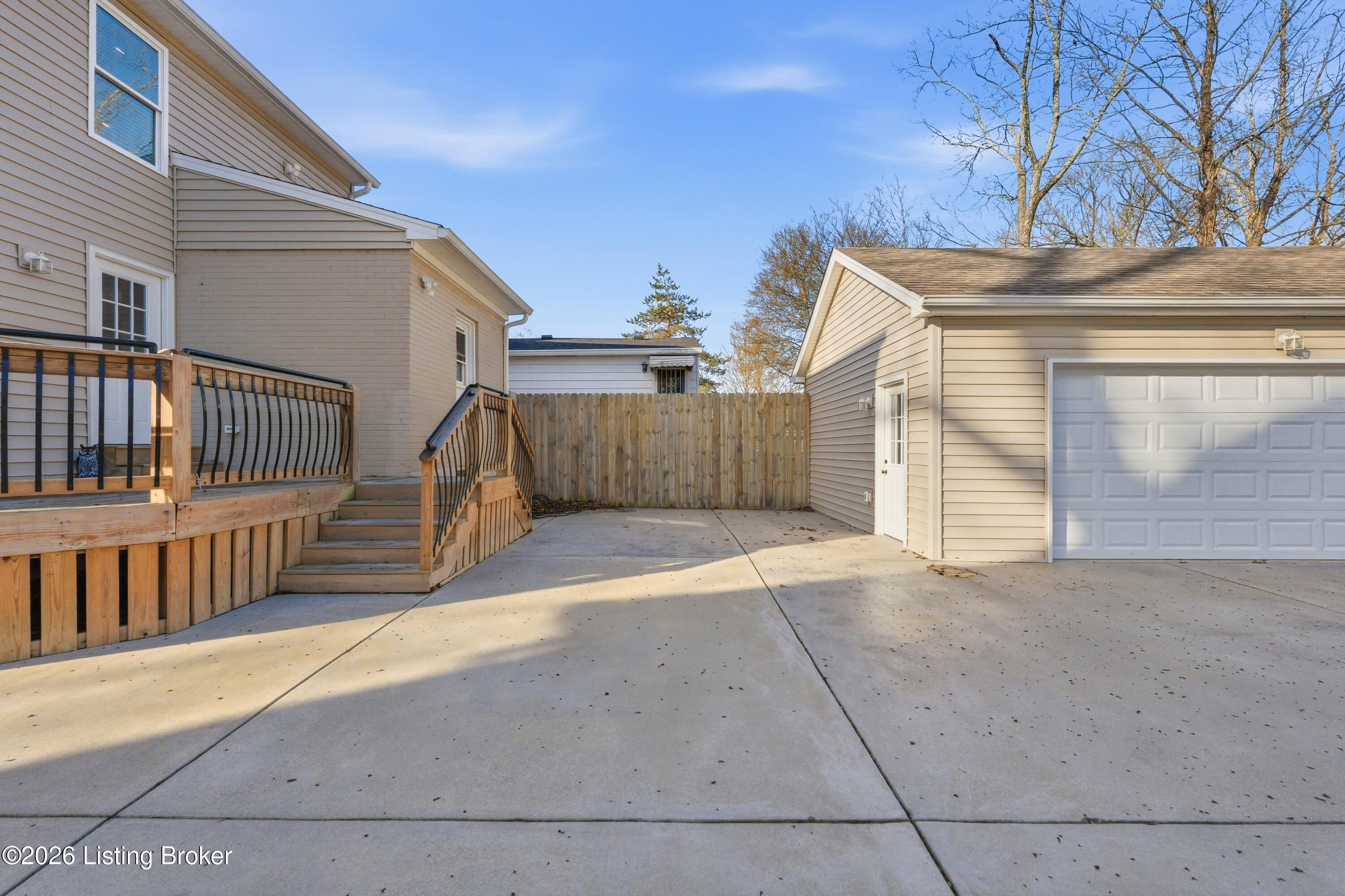 7809 New La Grange Rd