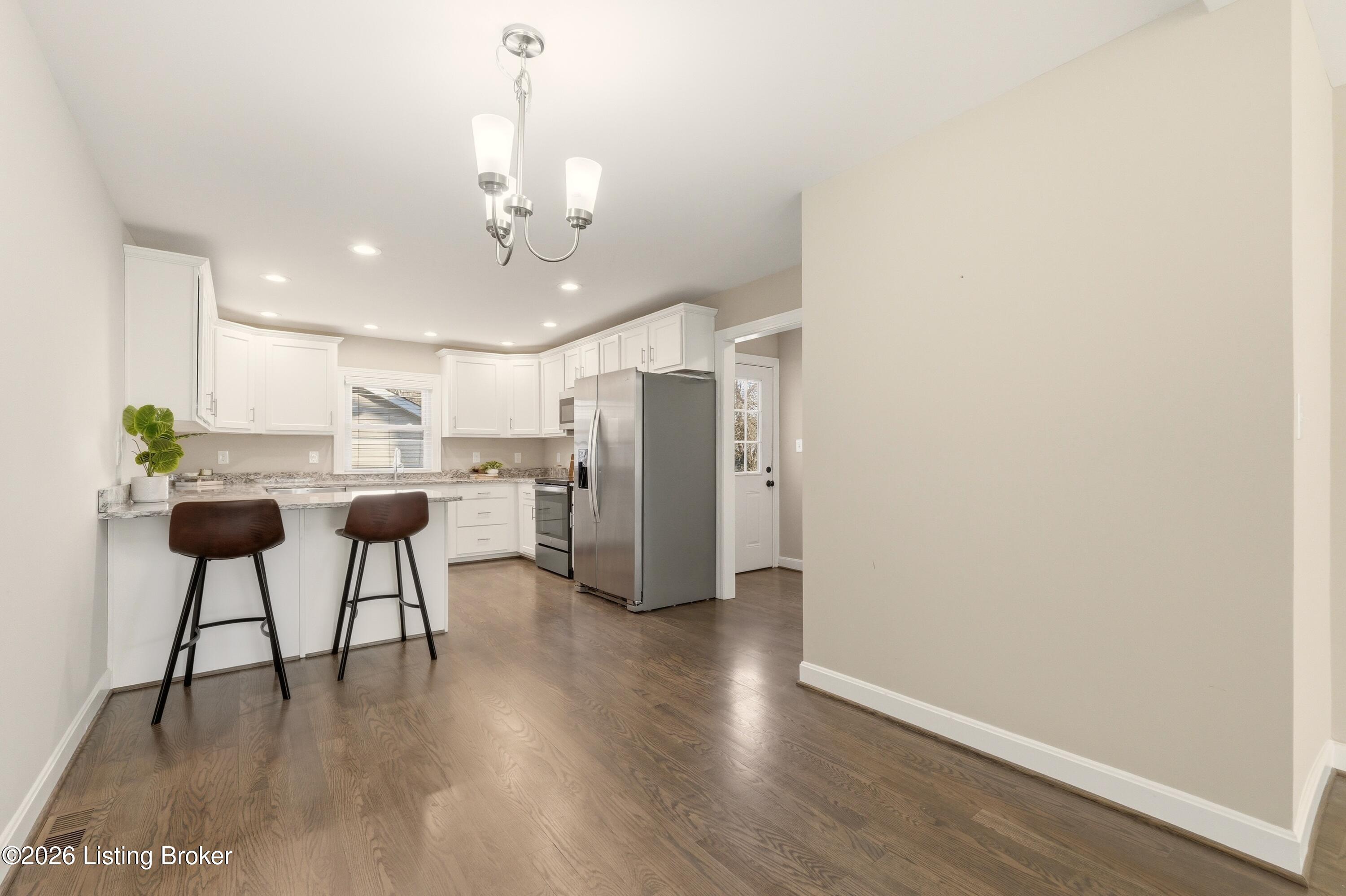 7809 New La Grange Rd