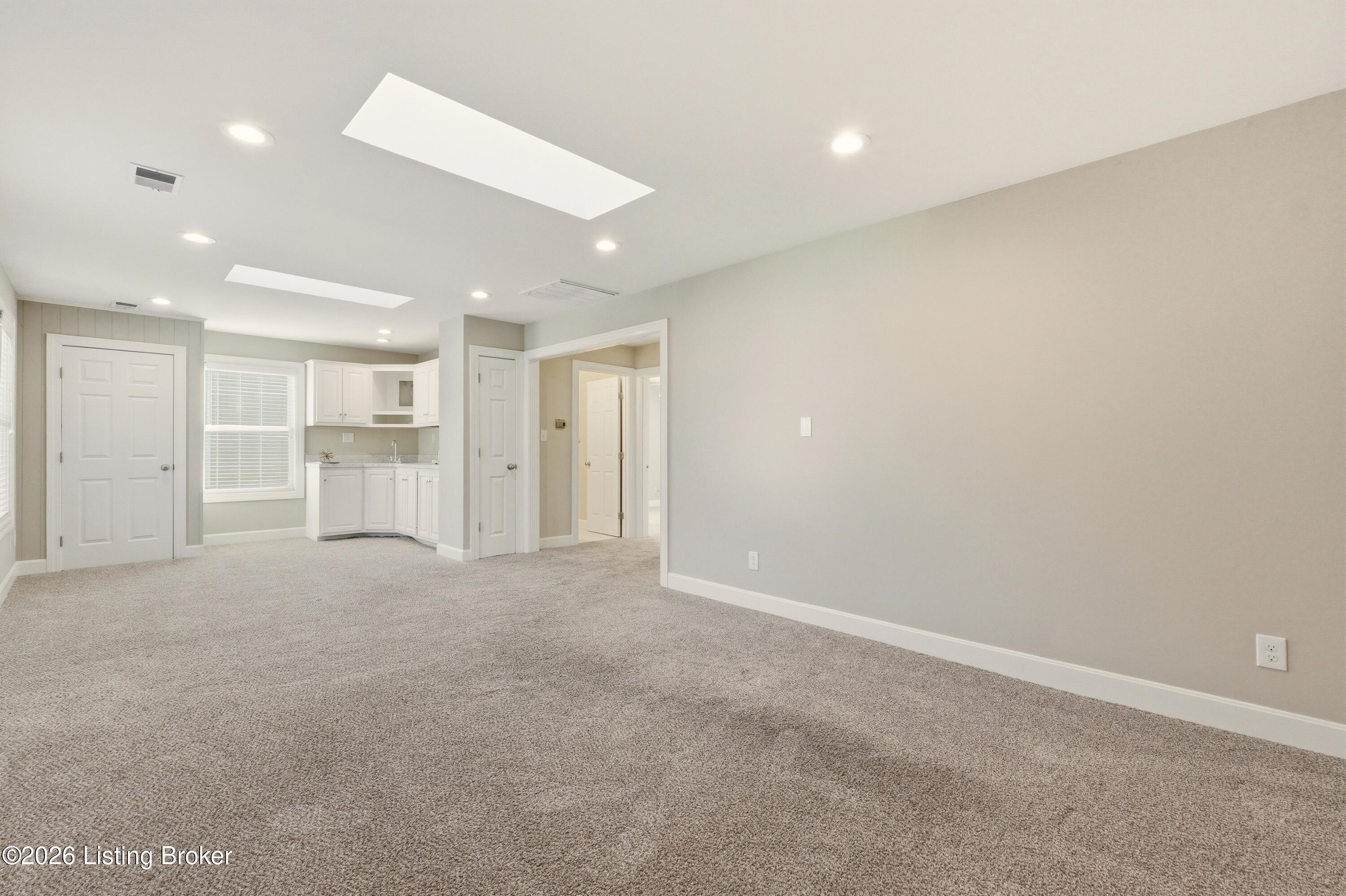 7809 New La Grange Rd