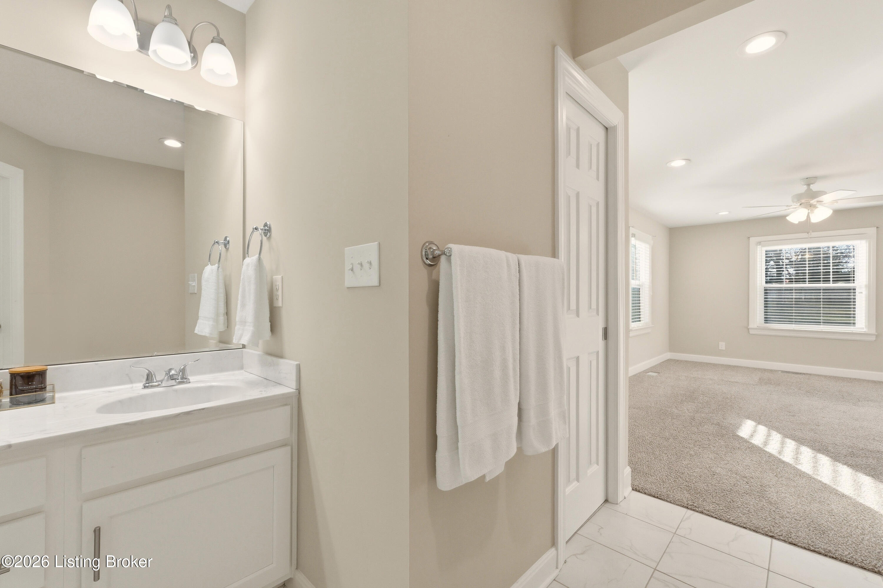 7809 New La Grange Rd