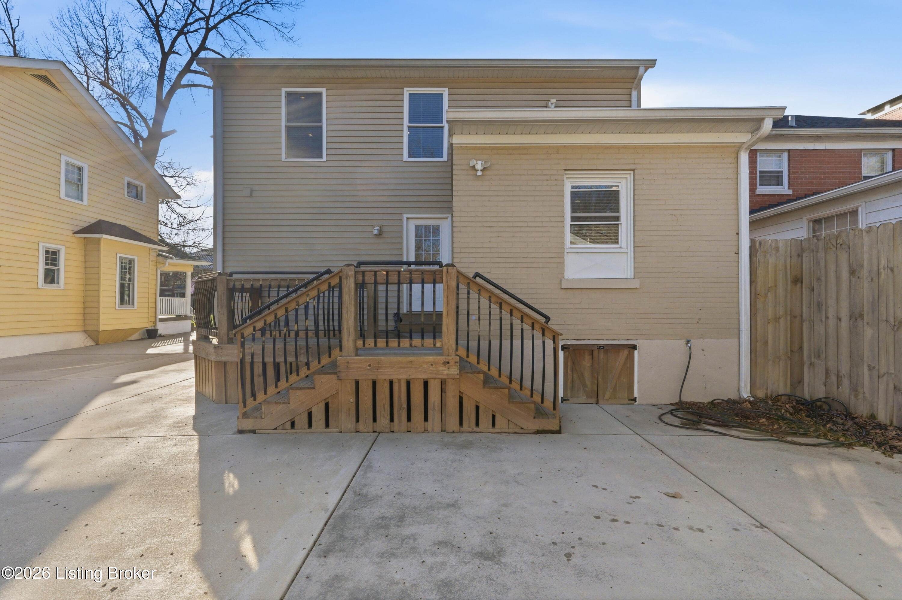 7809 New La Grange Rd